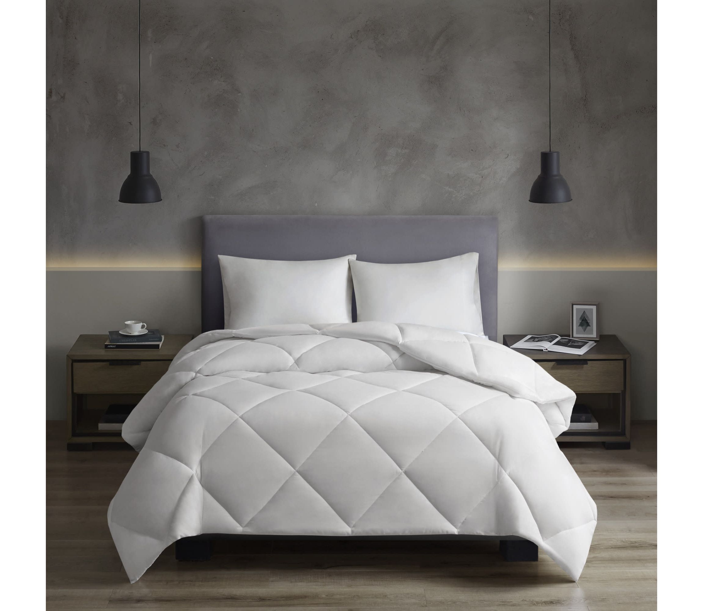 Oversized Down Alt Comforter with HeiQ Smart Temp Treatment