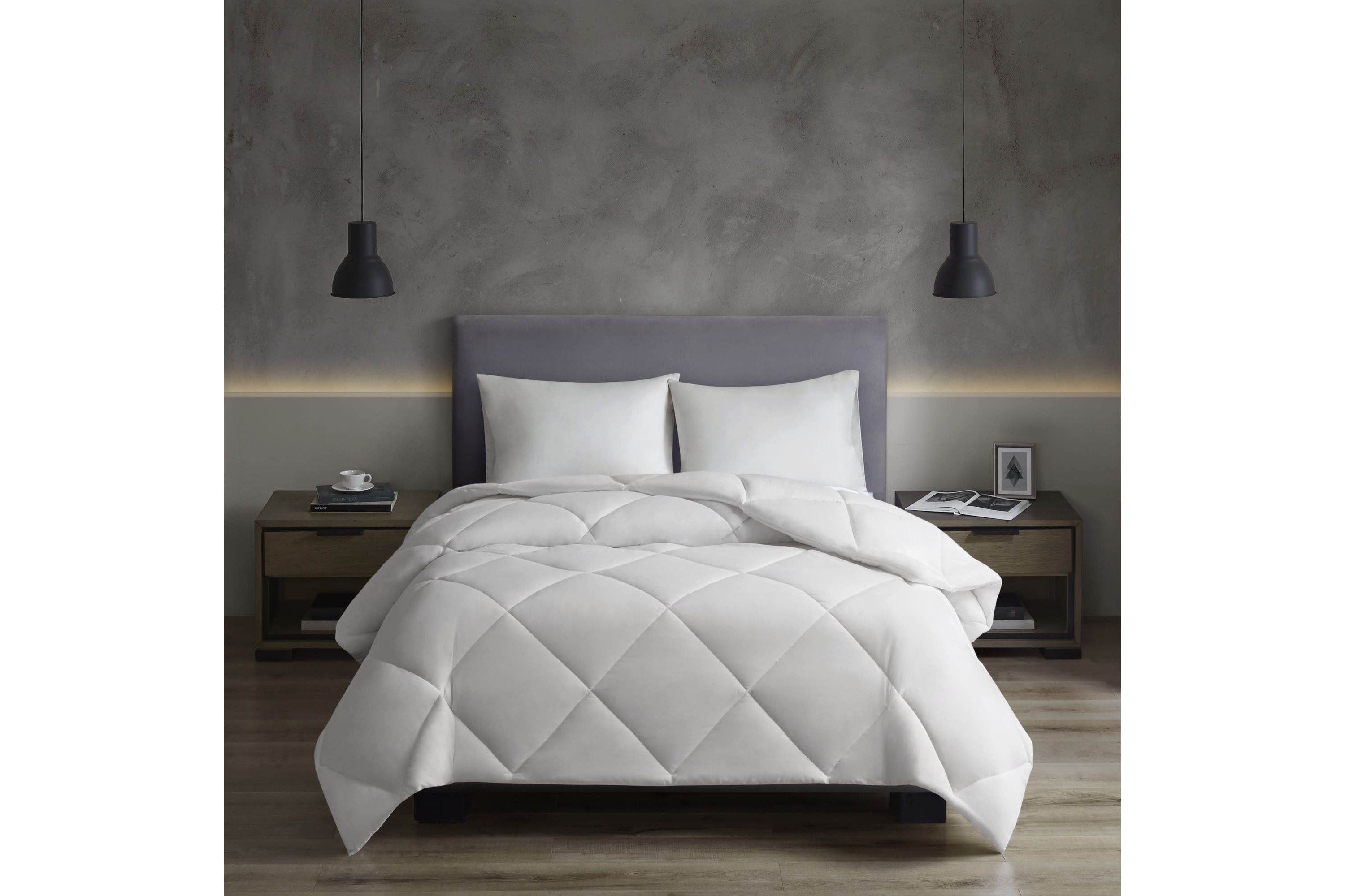 Oversized Down Alt Comforter with HeiQ Smart Temp Treatment