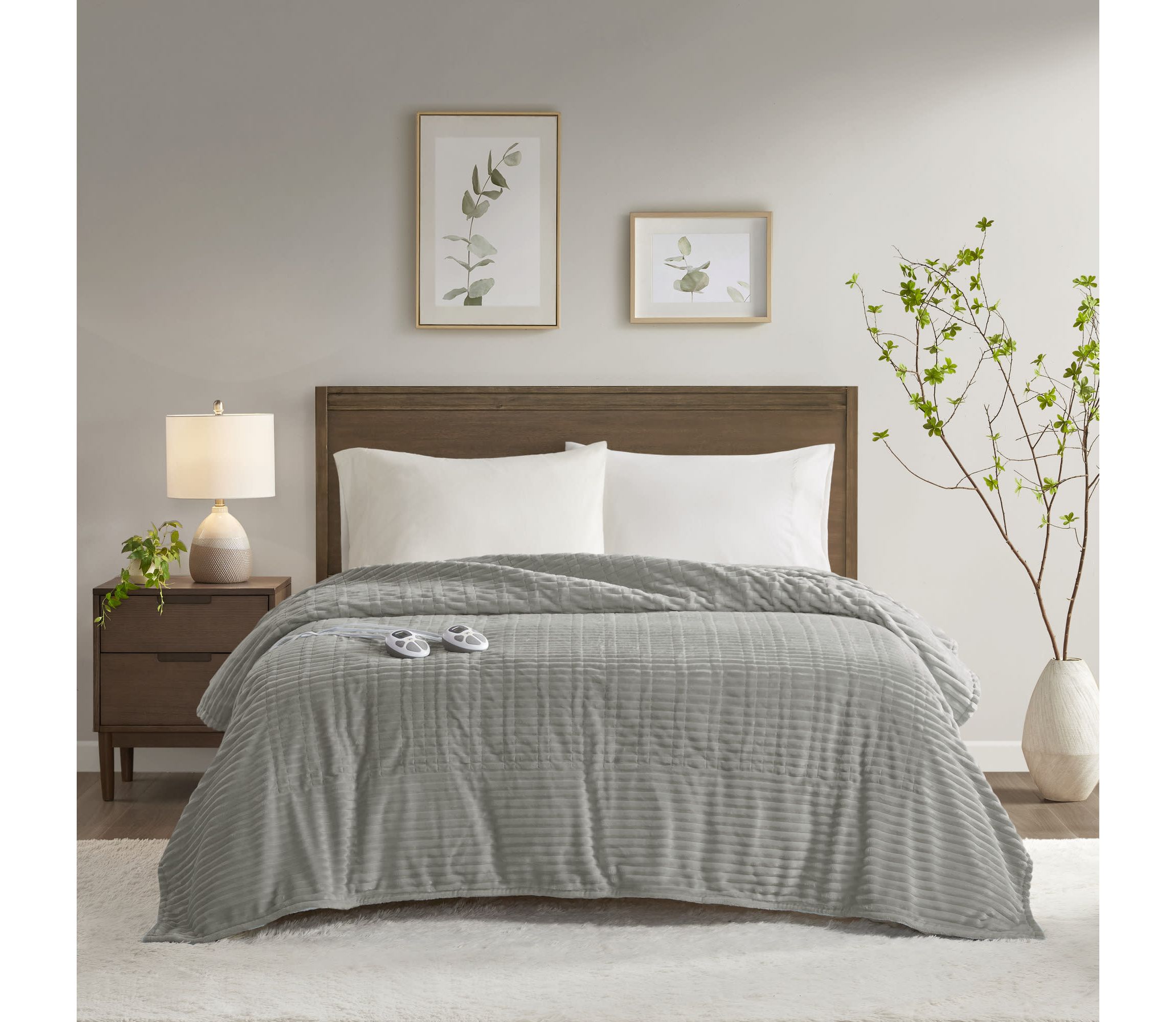 Corded Plush Heated Blanket