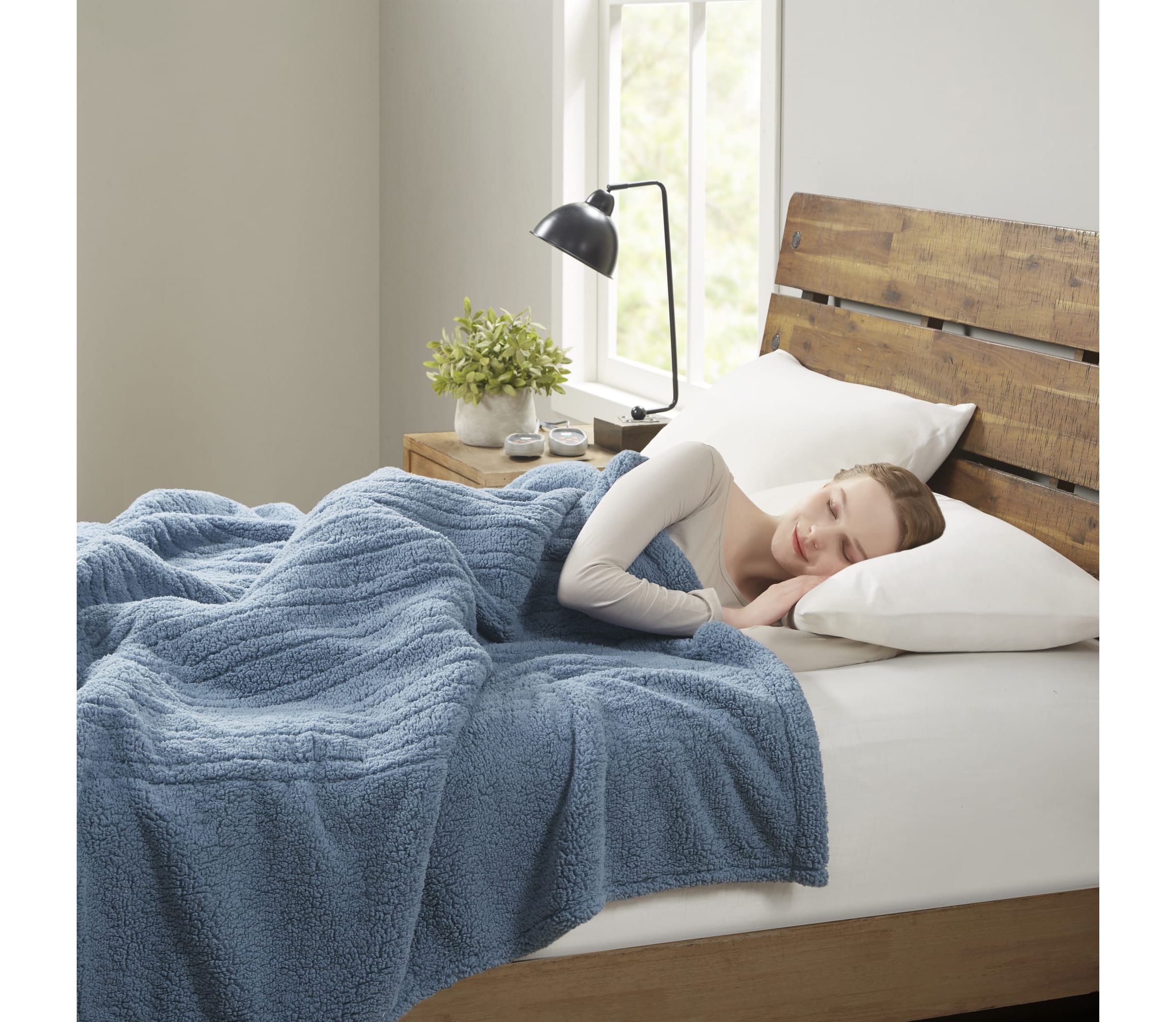 Sherpa Heated Blanket