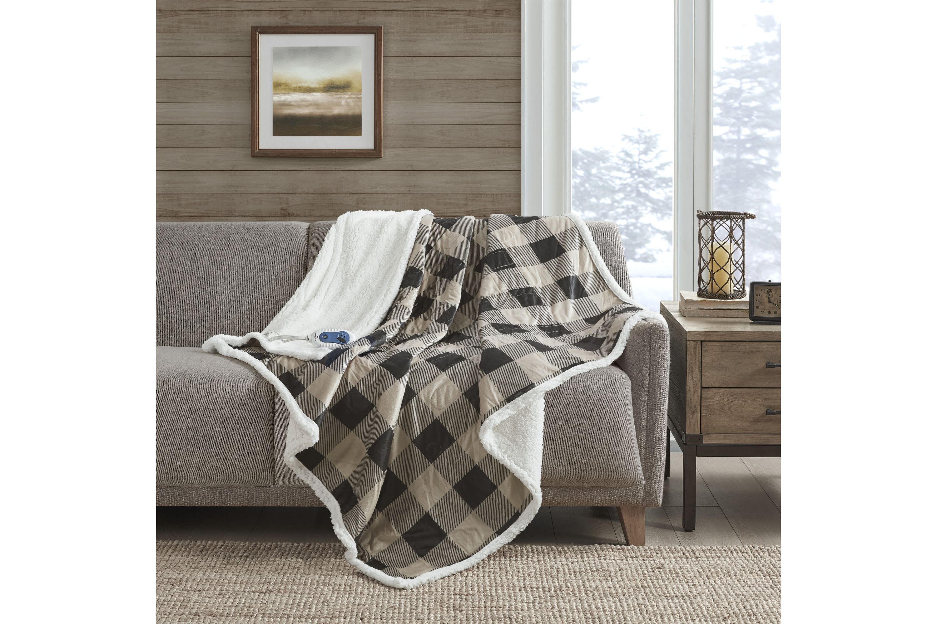 Linden Oversized Mink to Berber Heated Throw