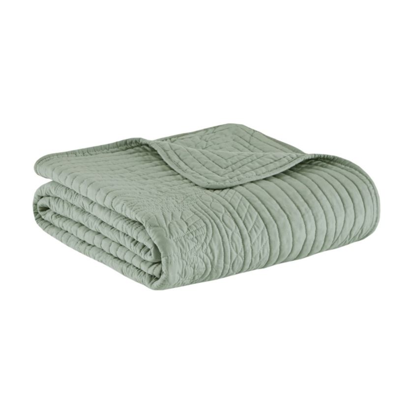 Tuscany Oversized Quilted Throw with Scalloped Edges