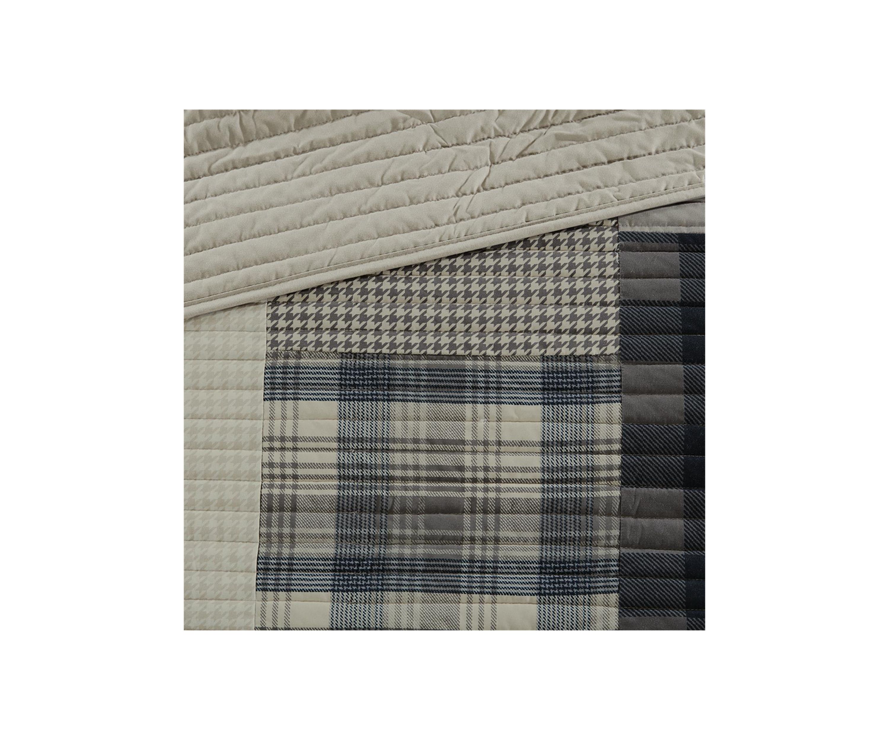 Winter Hills 3-Piece Quilt Mini Set
