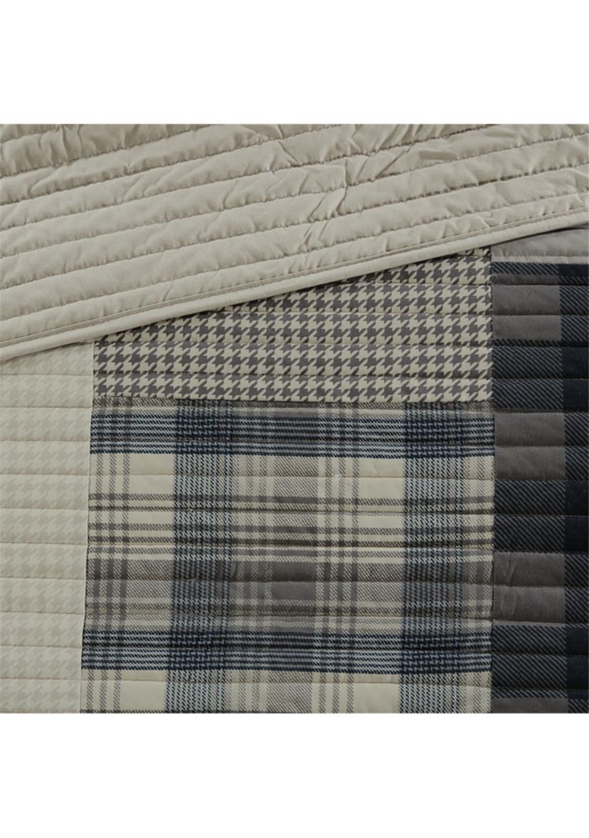 Winter Hills 3-Piece Quilt Mini Set