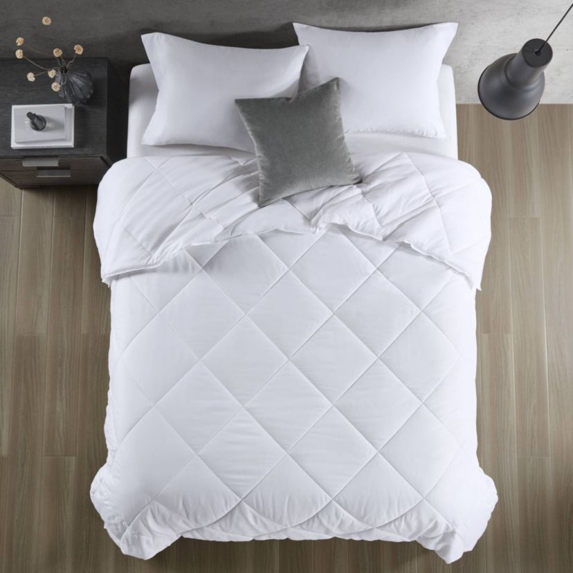 Cooling Touch Oversized Down Alternative Comforter