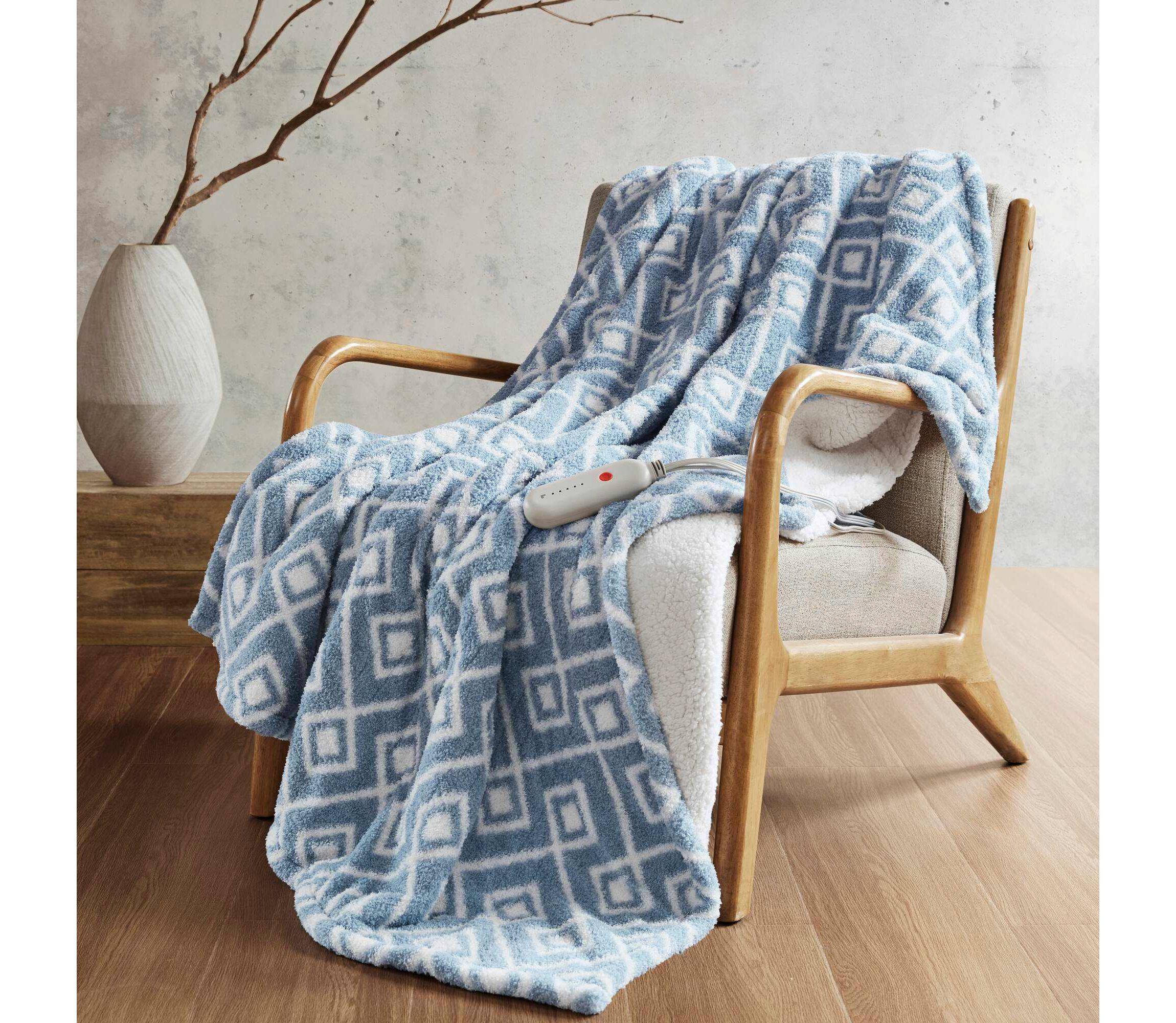 Amira Dream Soft Heated Throw