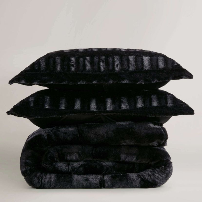 Gia Solid Faux Fur Comforter Mini Set