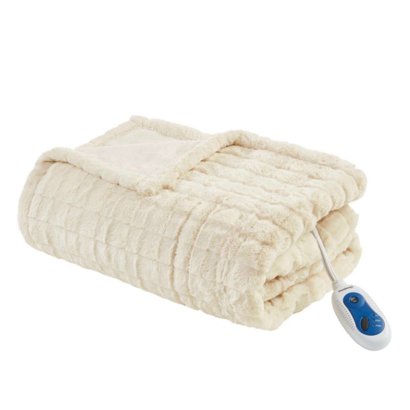 Zuri Oversized Faux Fur Heated Throw