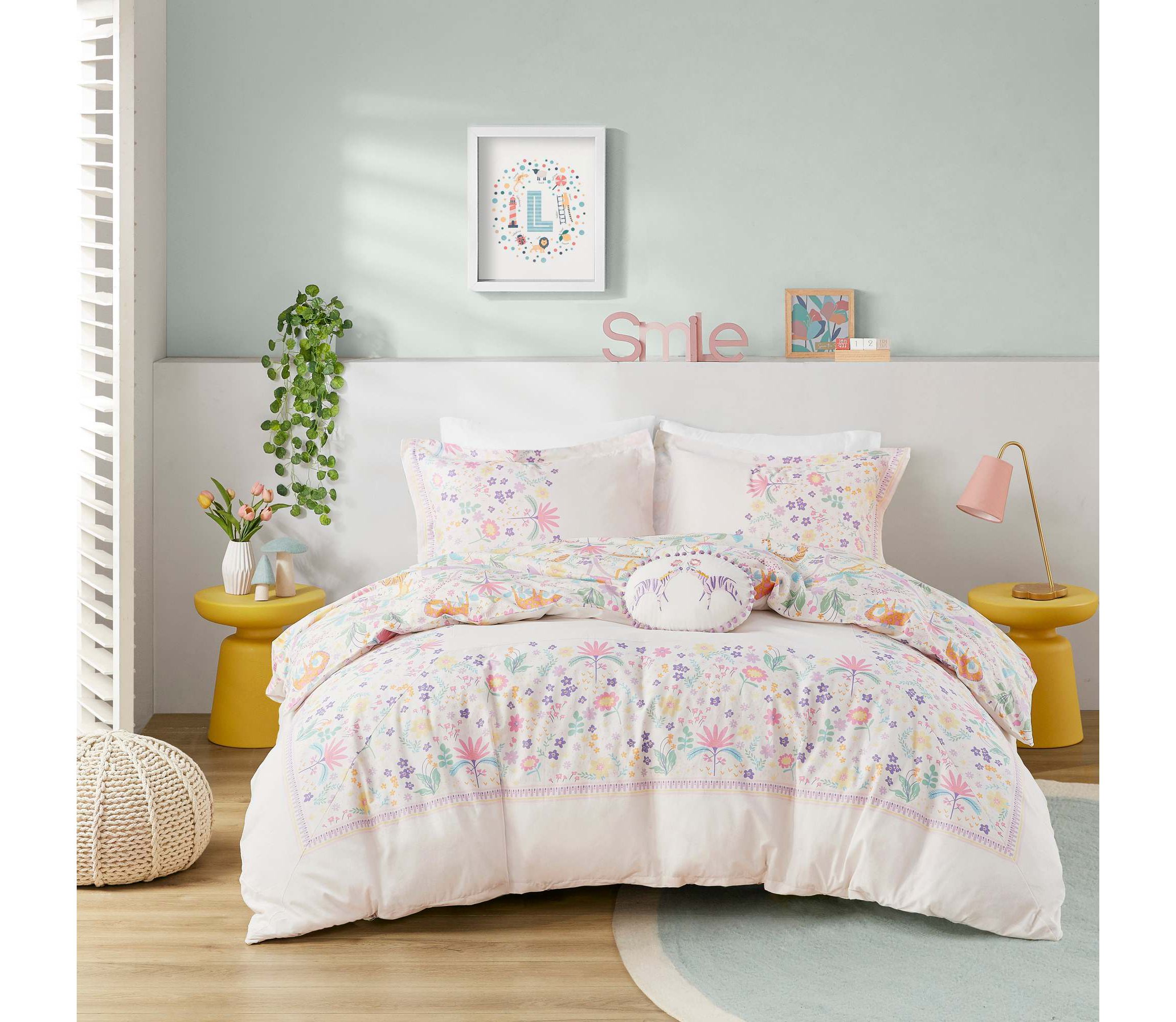 Lulu Floral Reversible Cotton Duvet Cover Set with Throw Pillow