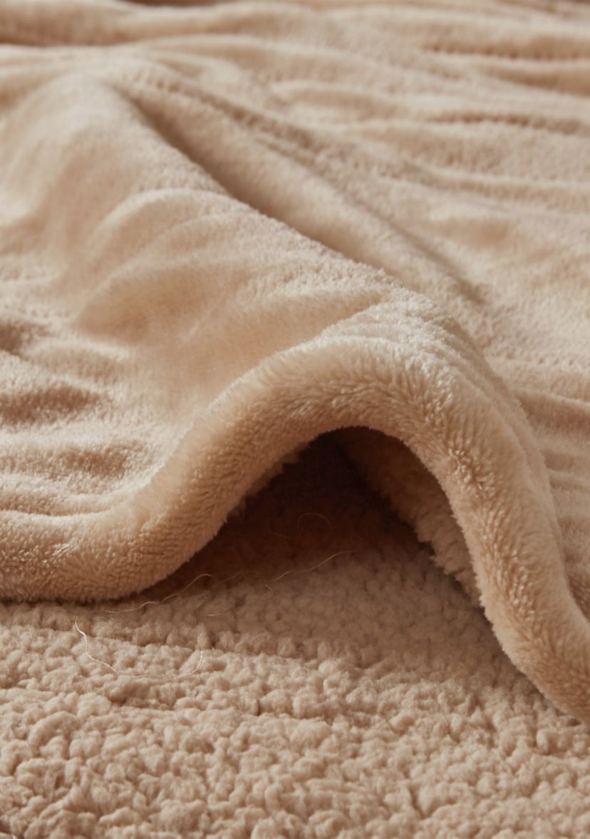 Heated Microlight to Berber Blanket