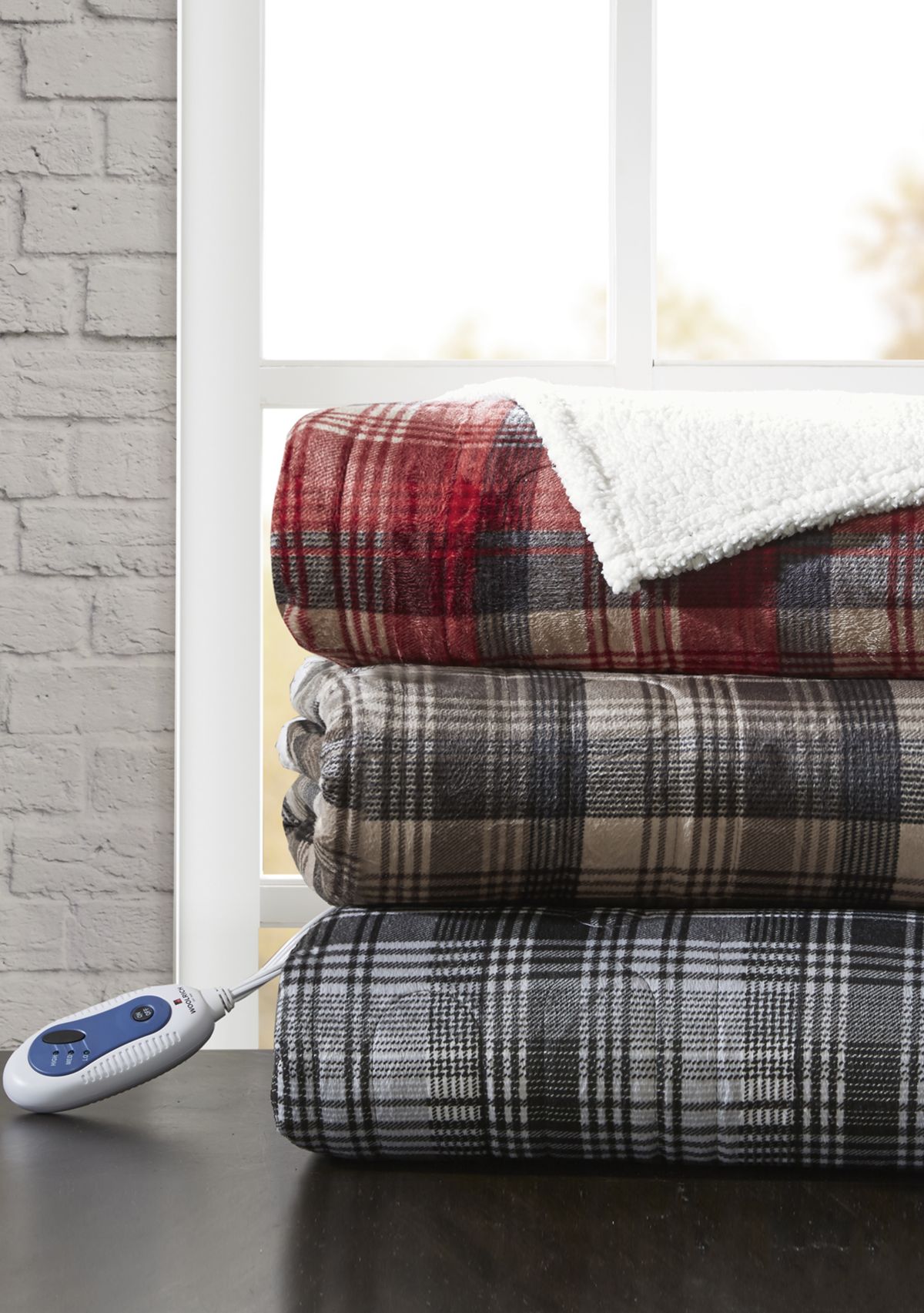 Tasha Oversized Mink to Berber Heated Throw