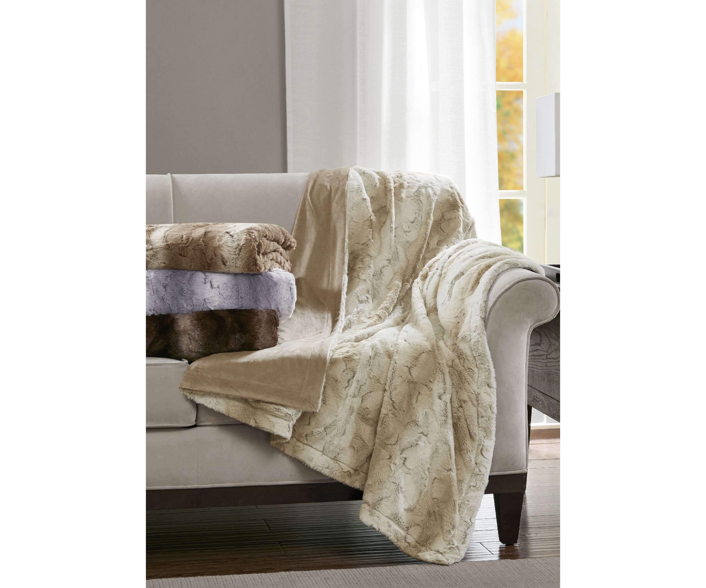 Zuri Throw