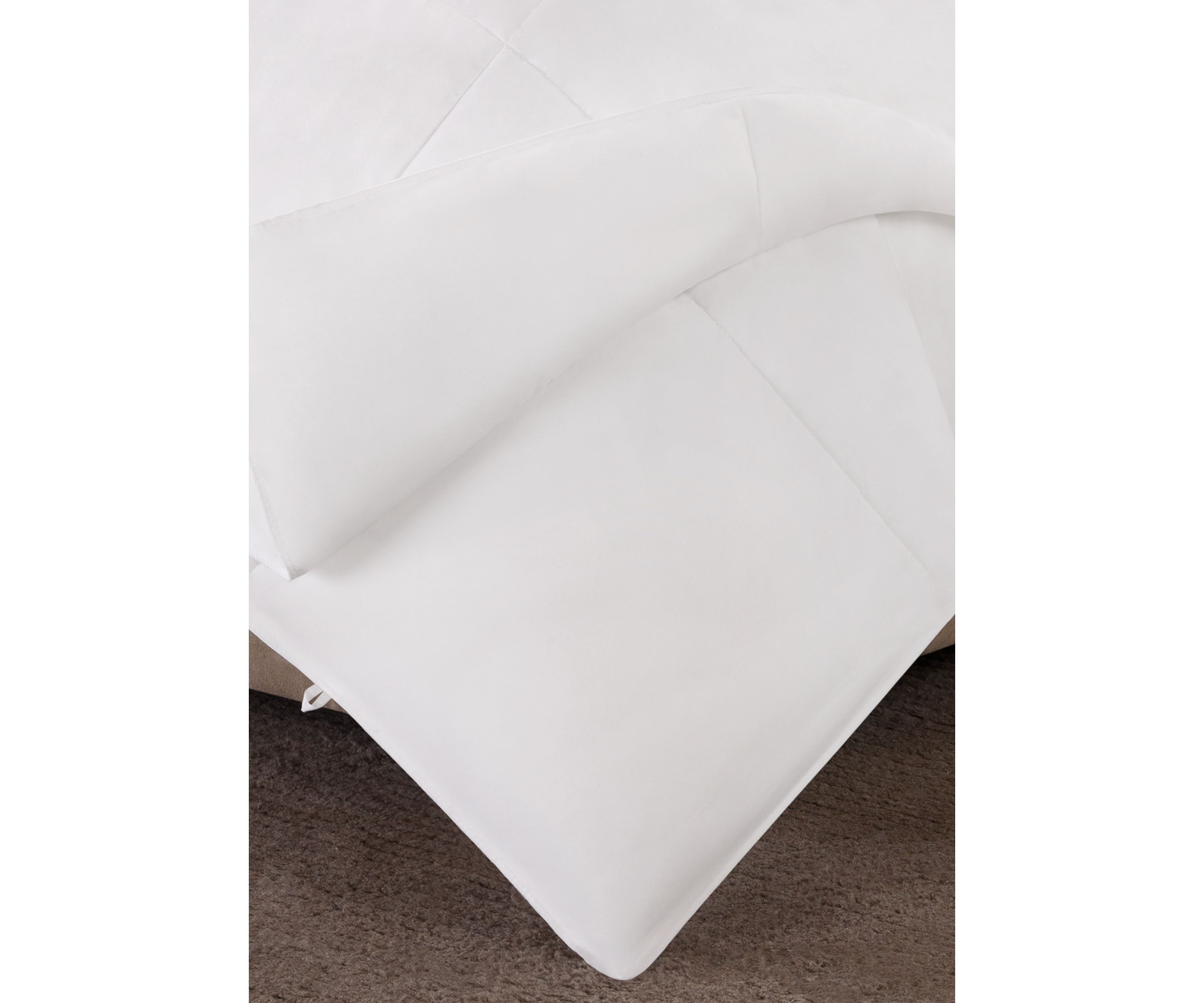 Benton All Season 2 in 1 Down Alternative Comforter
