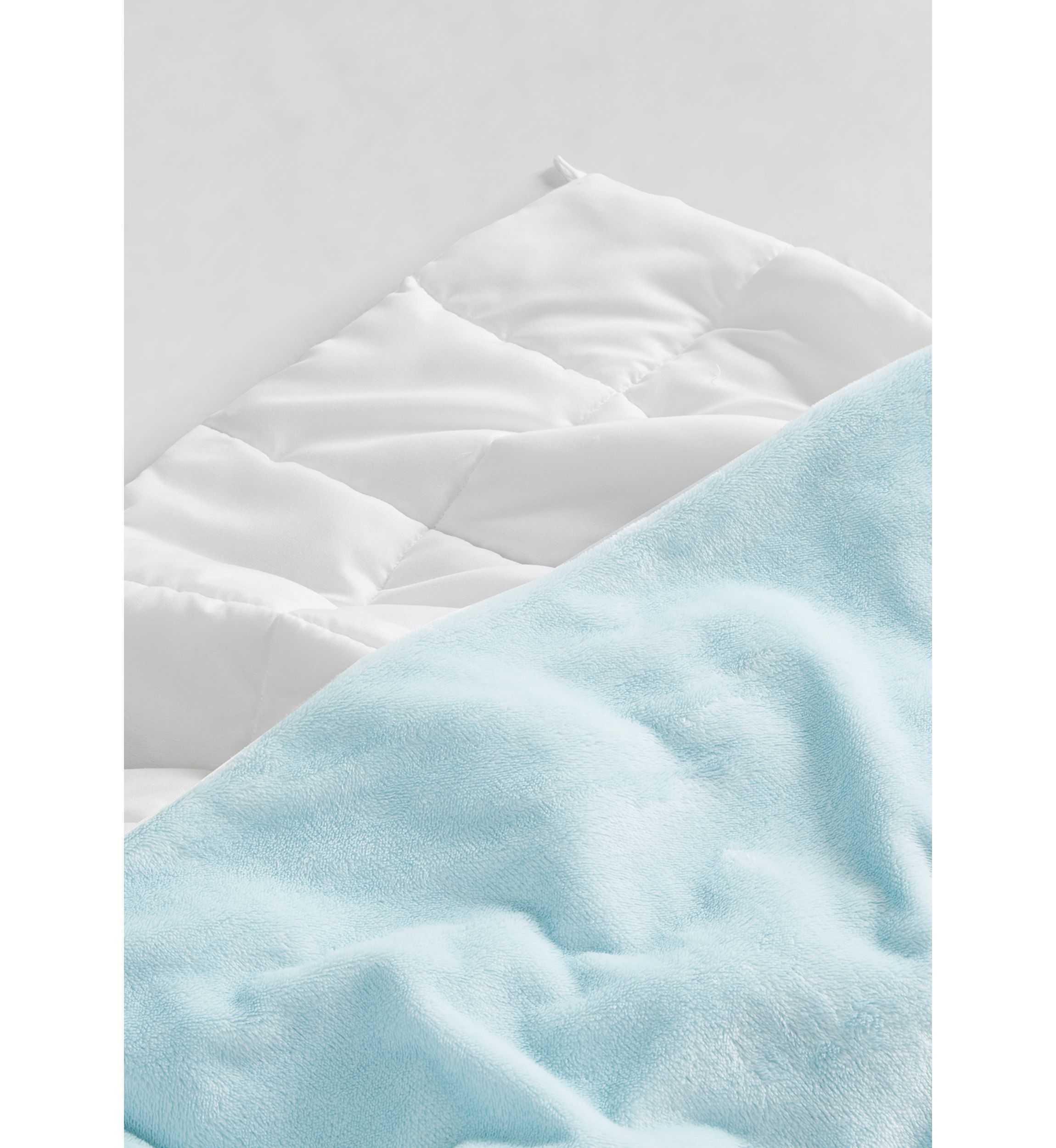 18 lb Plush Weighted Blanket 