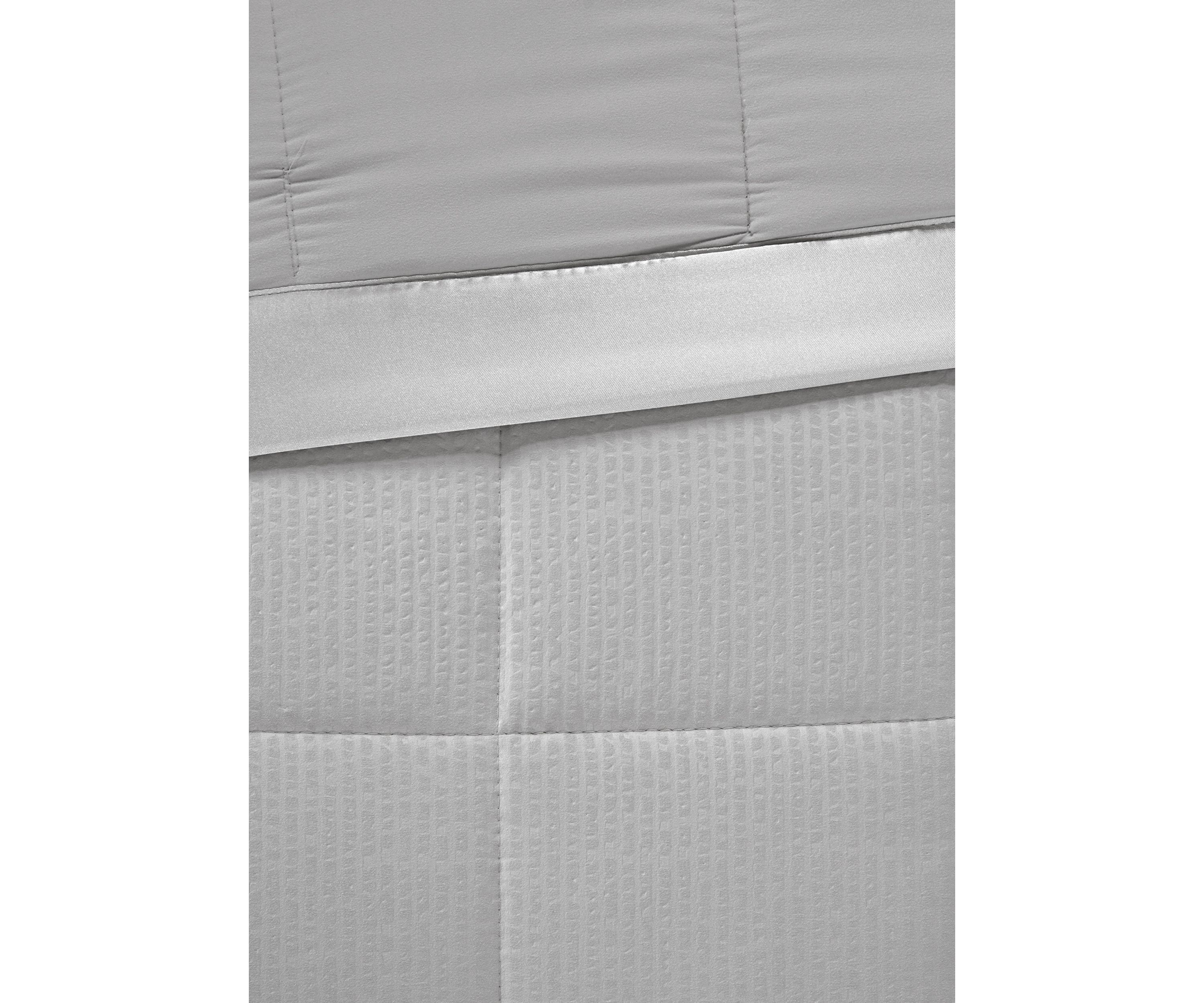 Cambria Premium Oversized Hypoallergenic Down Alternative Blanket with 3M Scotchgard