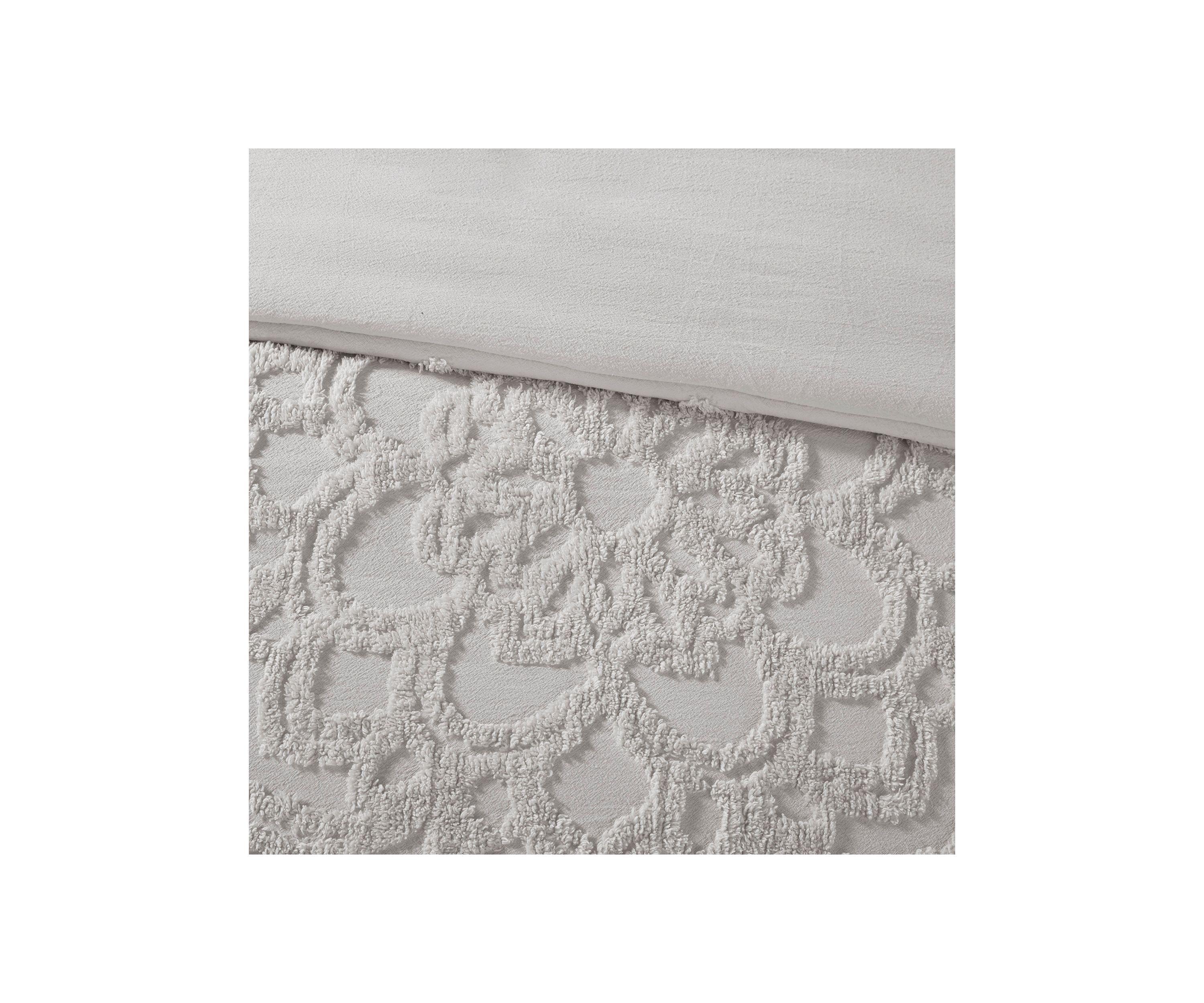 Laetitia 3 Piece Tufted Cotton Chenille Medallion Duvet Cover Set