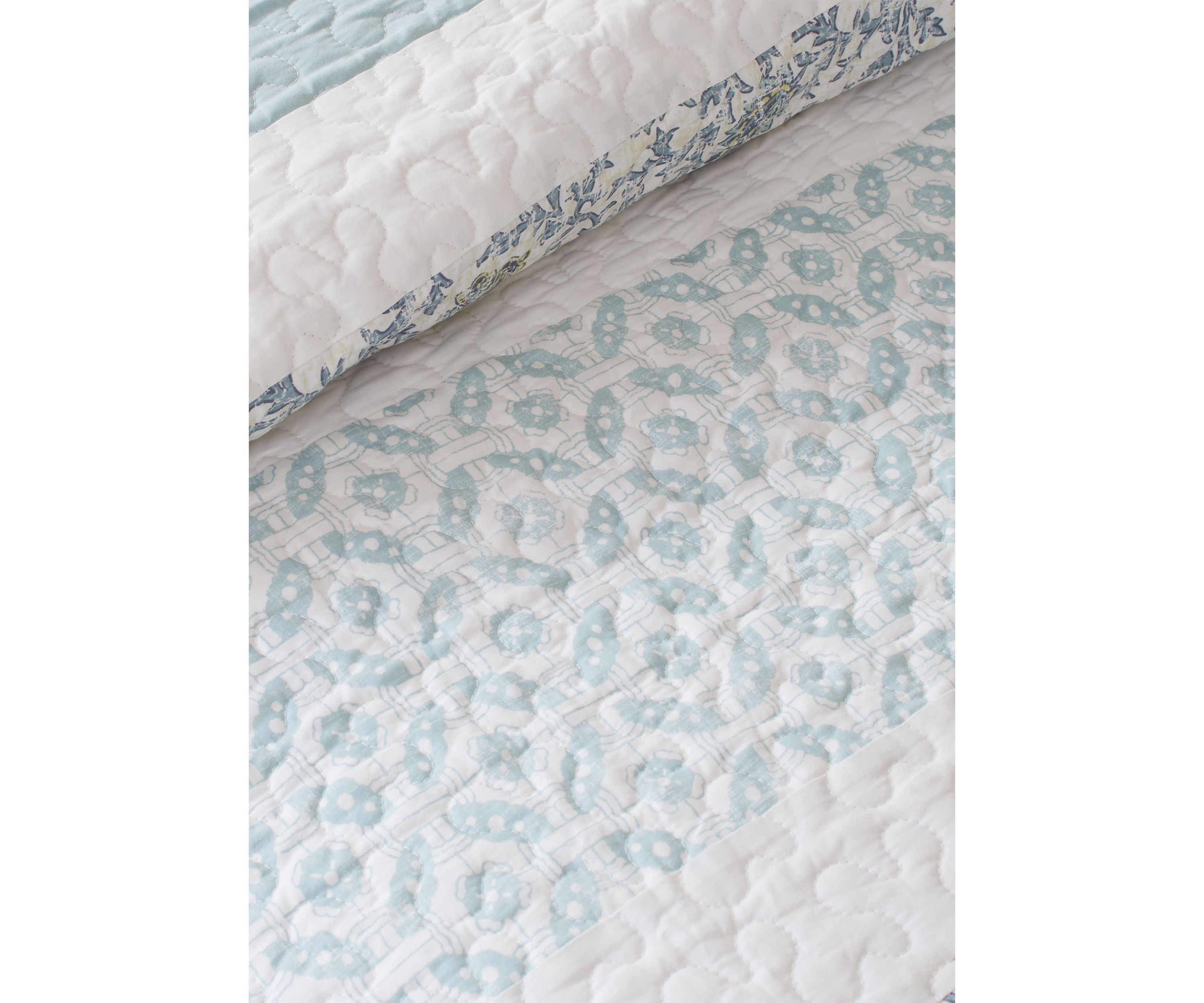 Dawn 6 Piece Cotton Percale Comforter Set with Throw Pillows