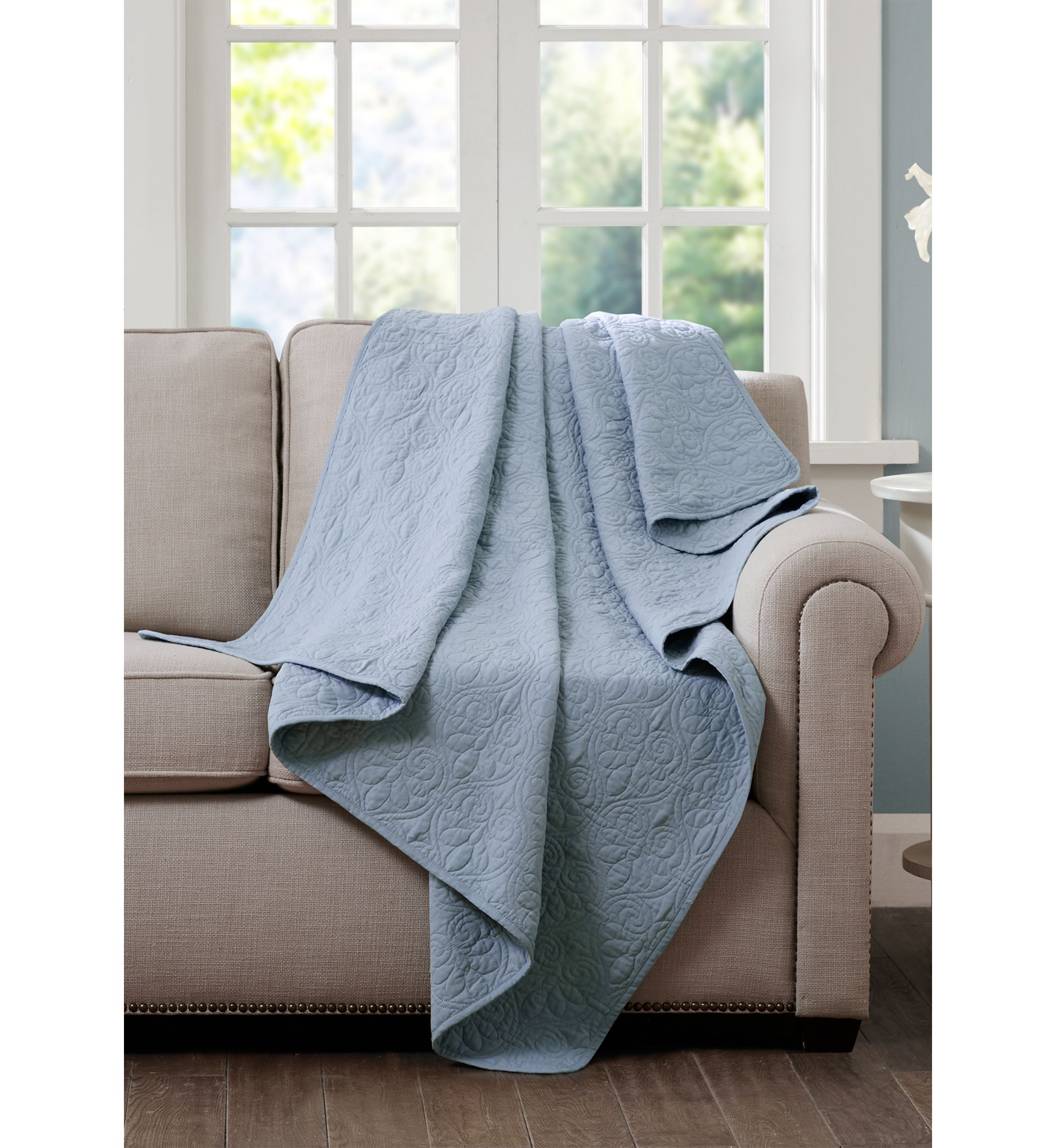 Quebec Oversized Quilted Throw