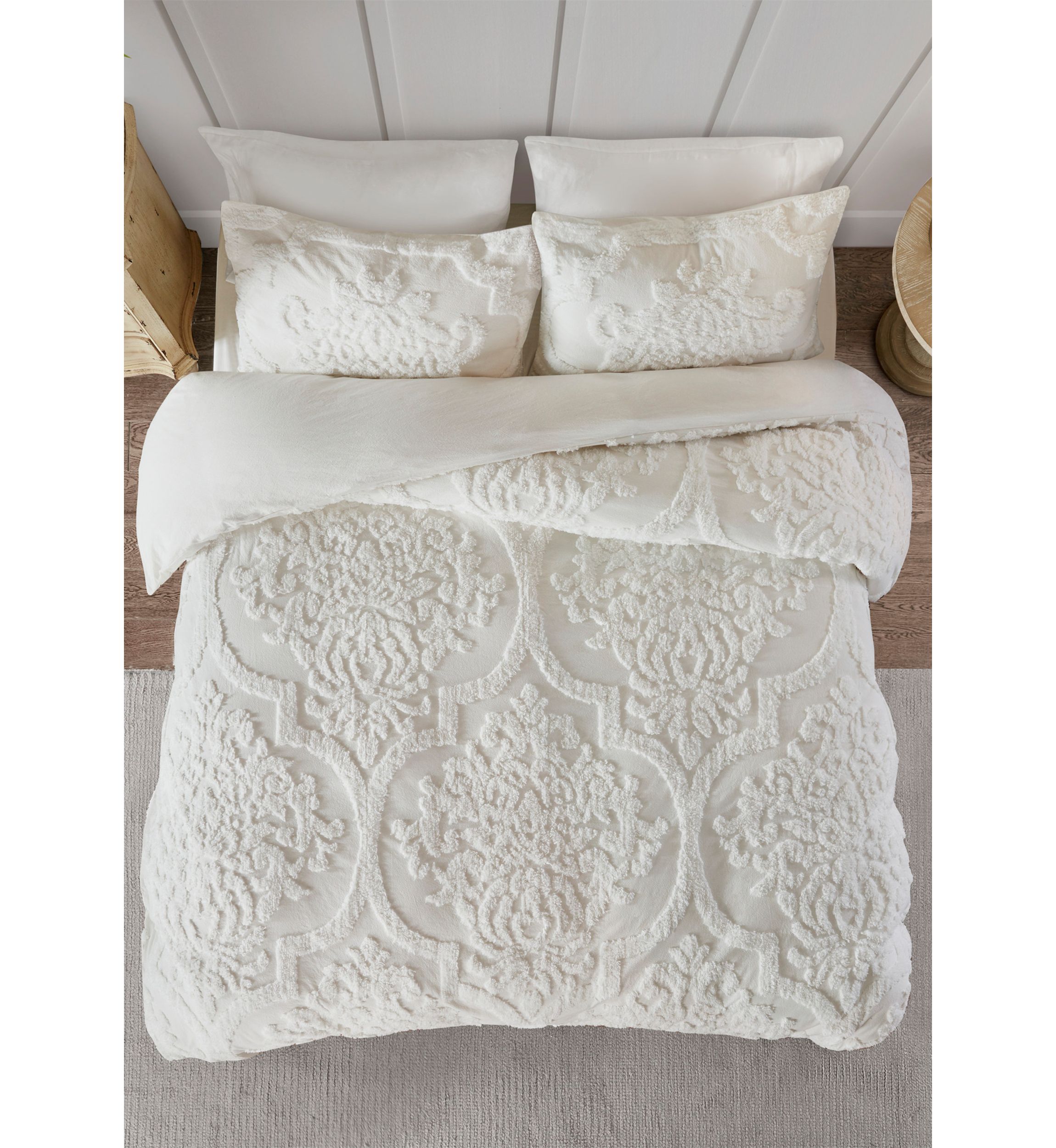 Viola 3 piece Tufted Cotton Chenille Damask Duvet Cover Set