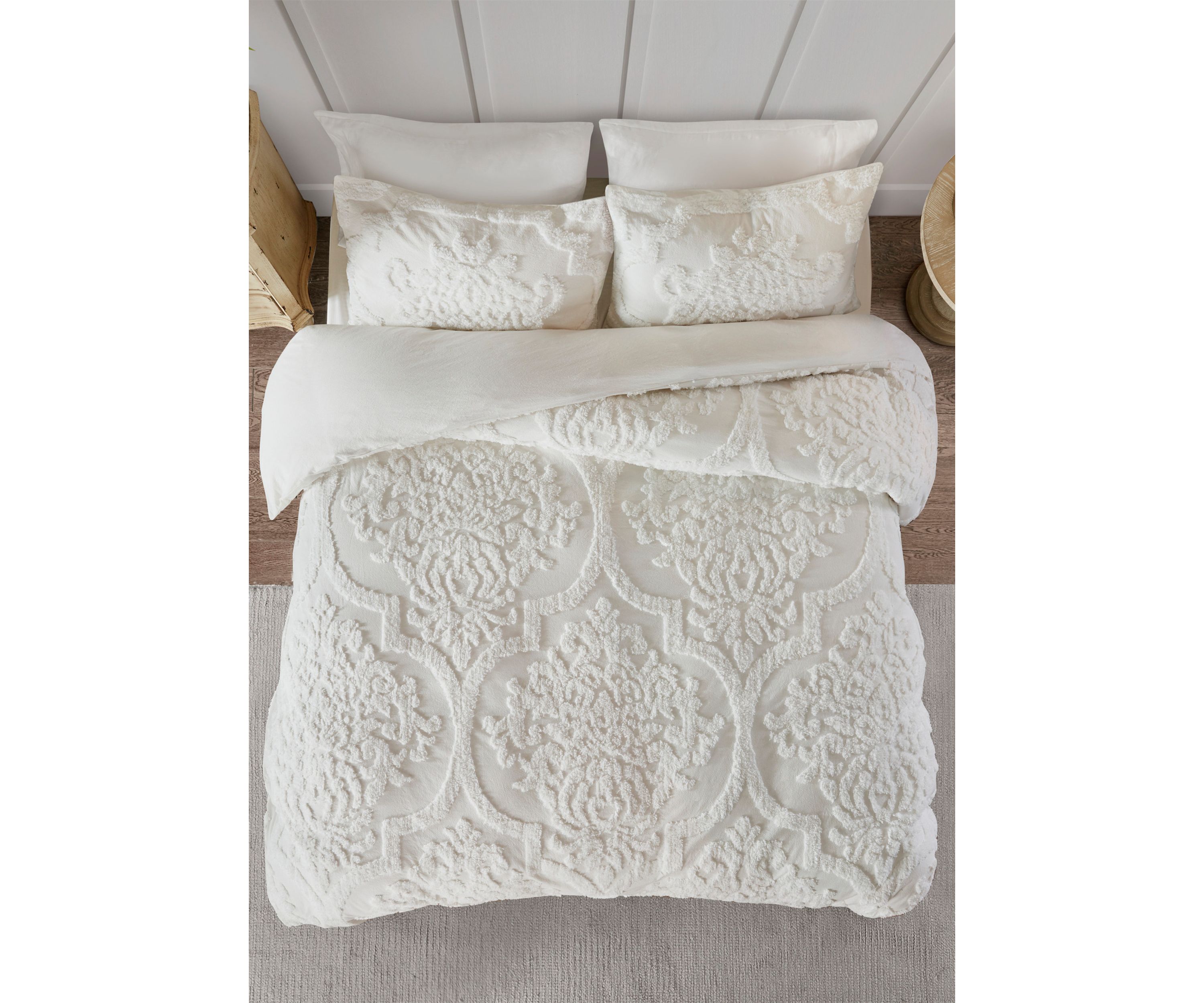 Viola 3 piece Tufted Cotton Chenille Damask Duvet Cover Set