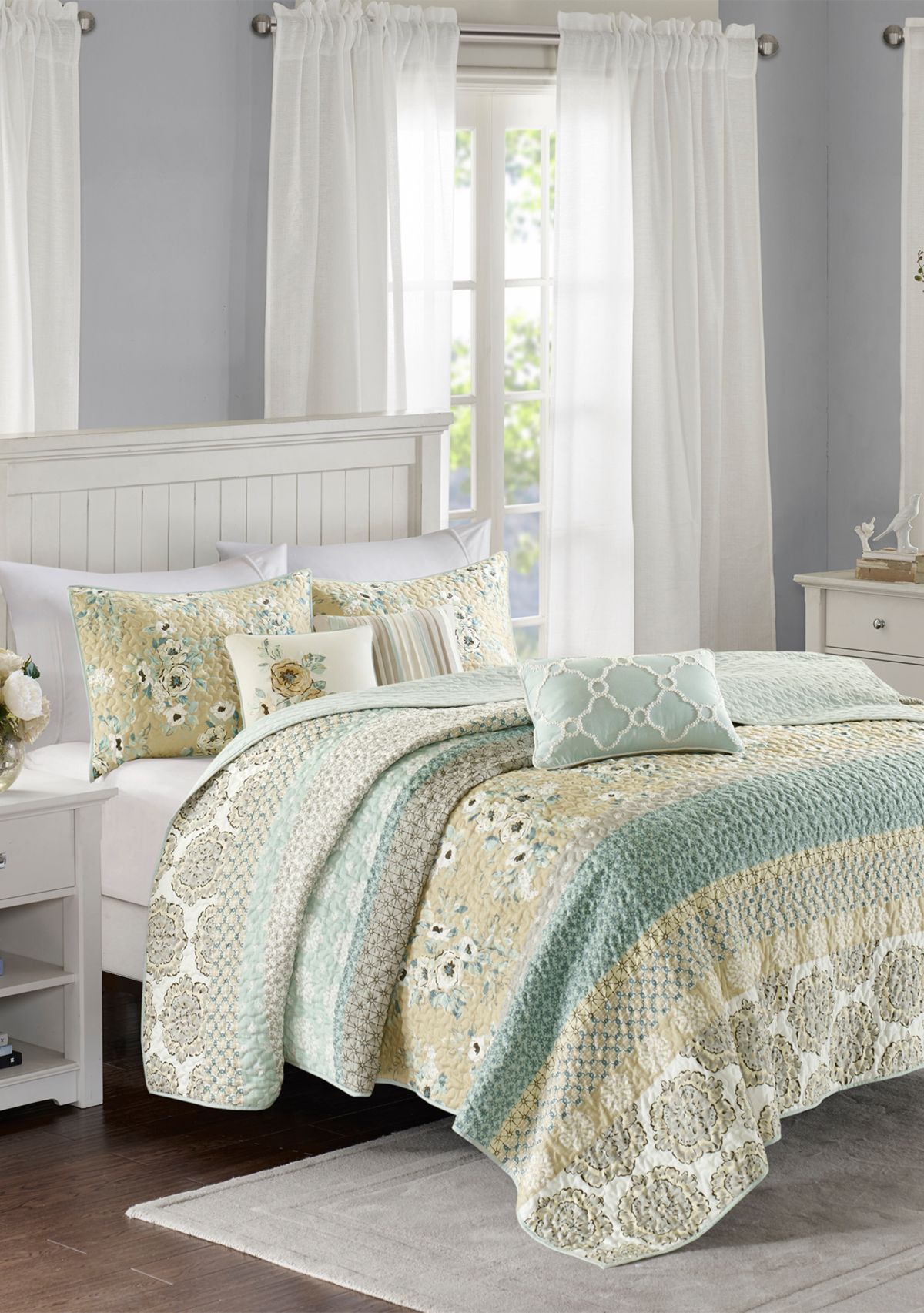 Willa 6 Piece Reversible Coverlet Set