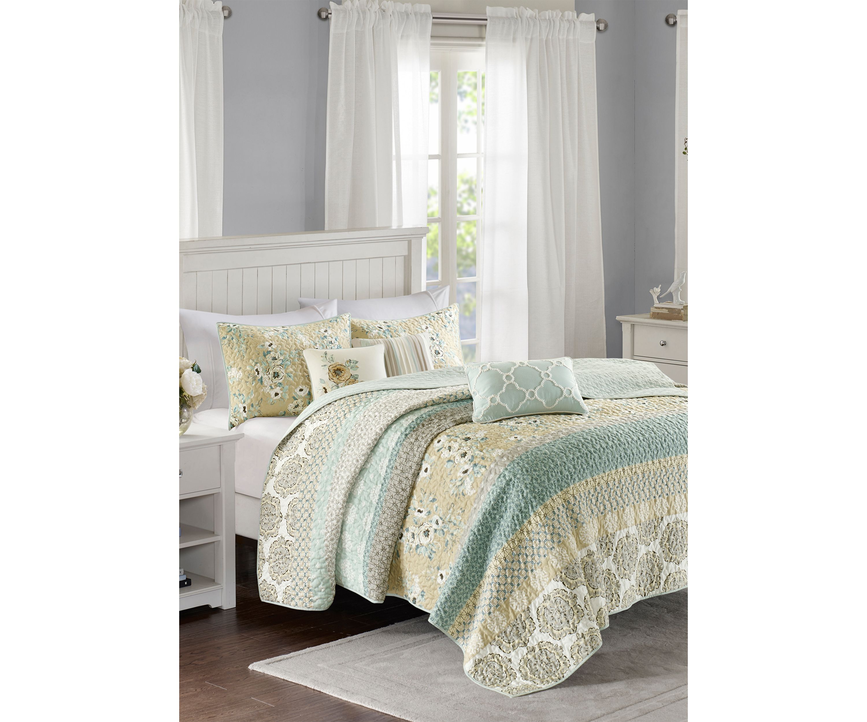 Willa 6 Piece Reversible Coverlet Set