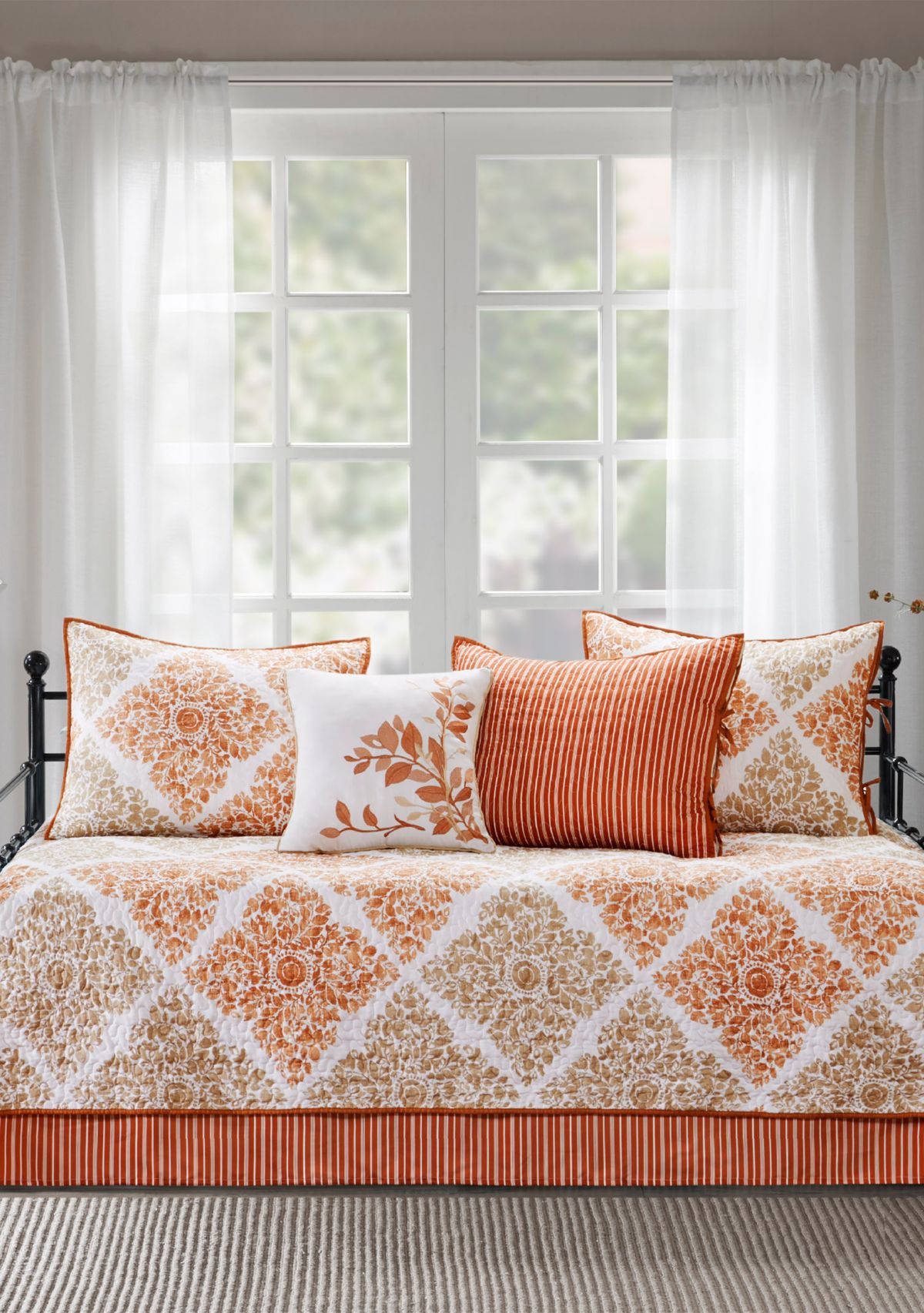 Claire 6-Piece Daybed Set