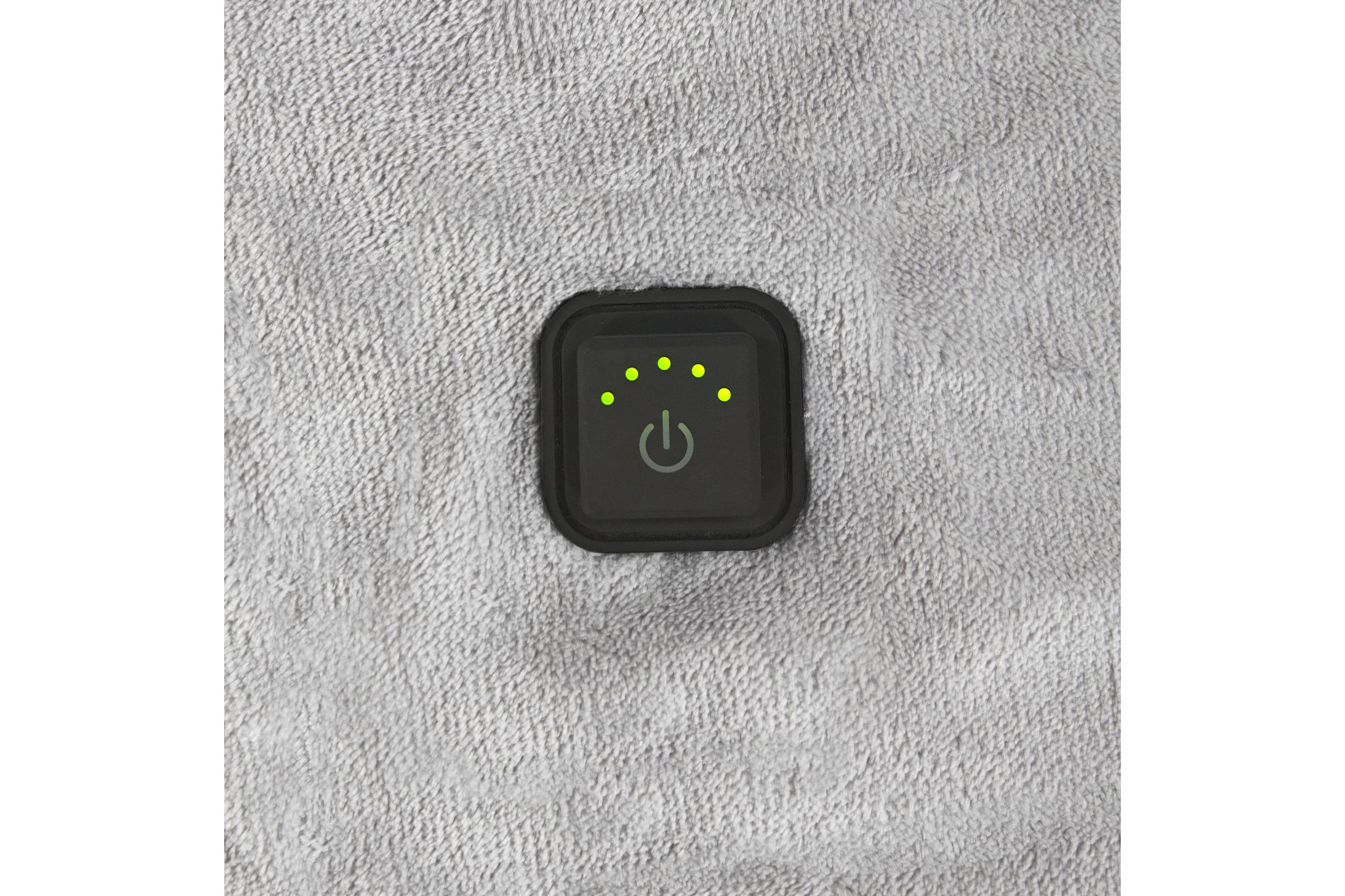 Plush Heated Throw with Built-In Control