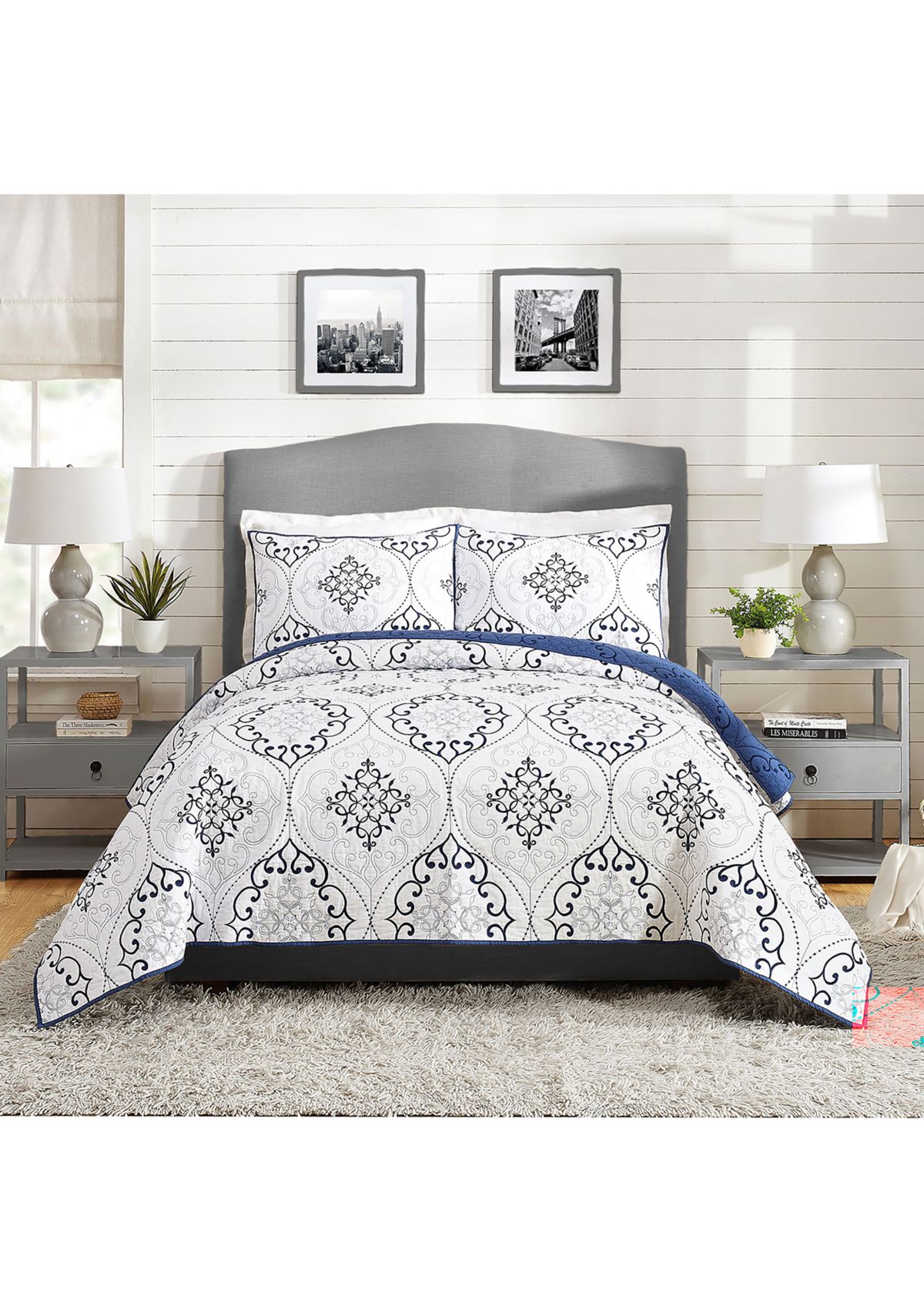 Chambers Quilt Set