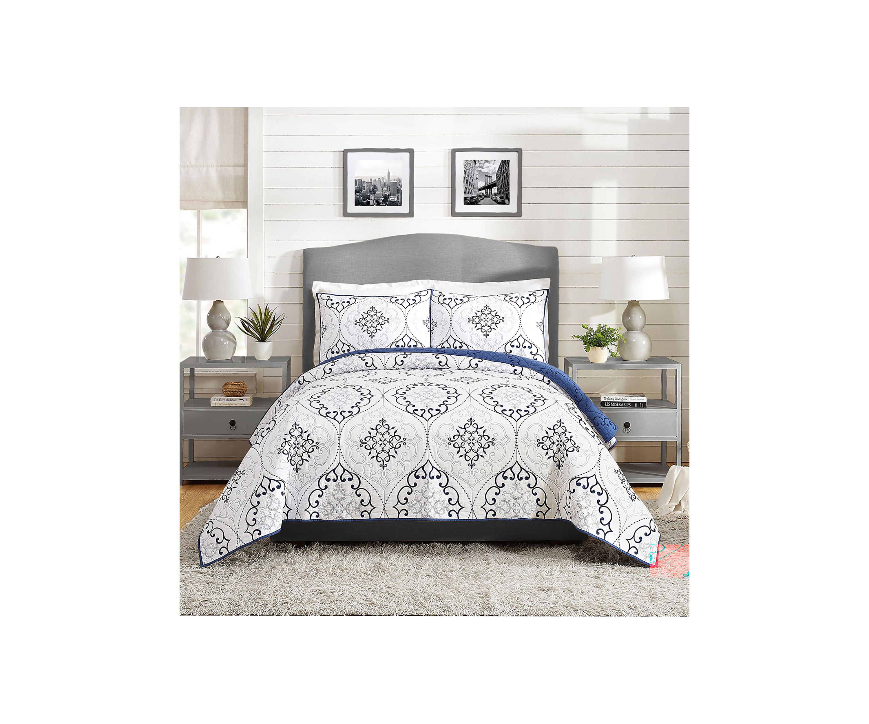 Chambers Quilt Set