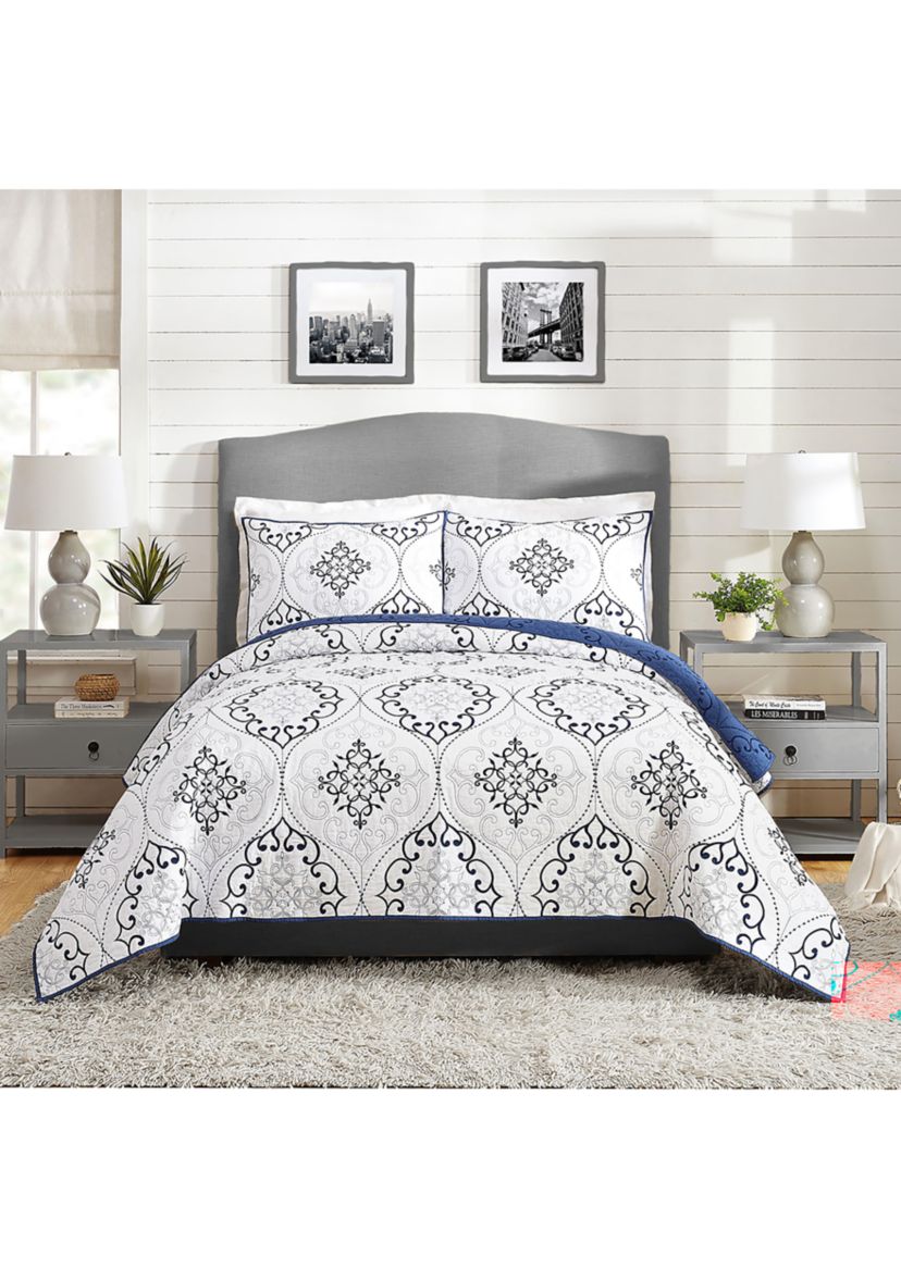 Chambers Quilt Set