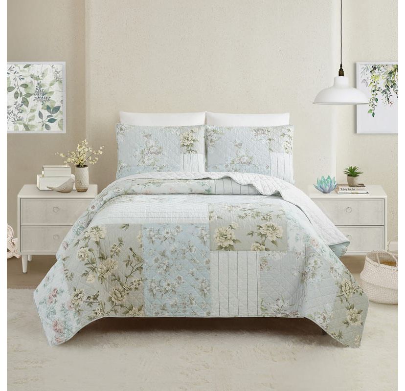 Claire Quilt Set