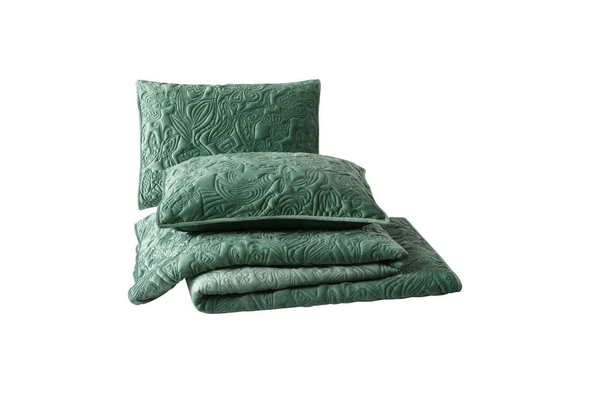 Secret Garden 3-Piece Velvet Quilt Set by Jungalow