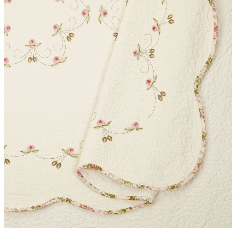 Felisa Floral Embroidered Quilt Set