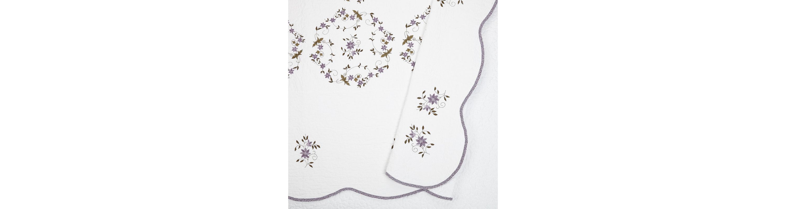 Gwen Floral Embroidered Quilt Set