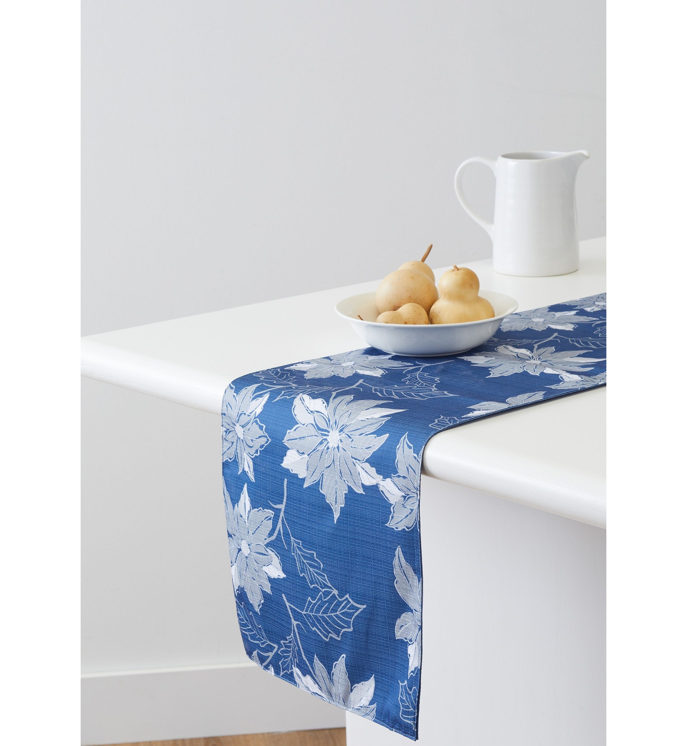 Poinsettia Silhouette Table Runner