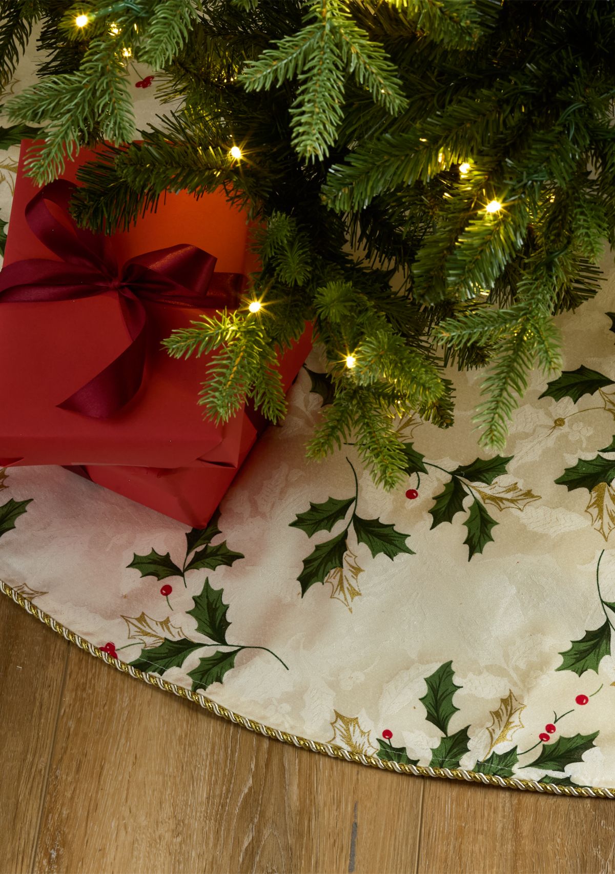 Scattered Holy Christmas Tree Skirt