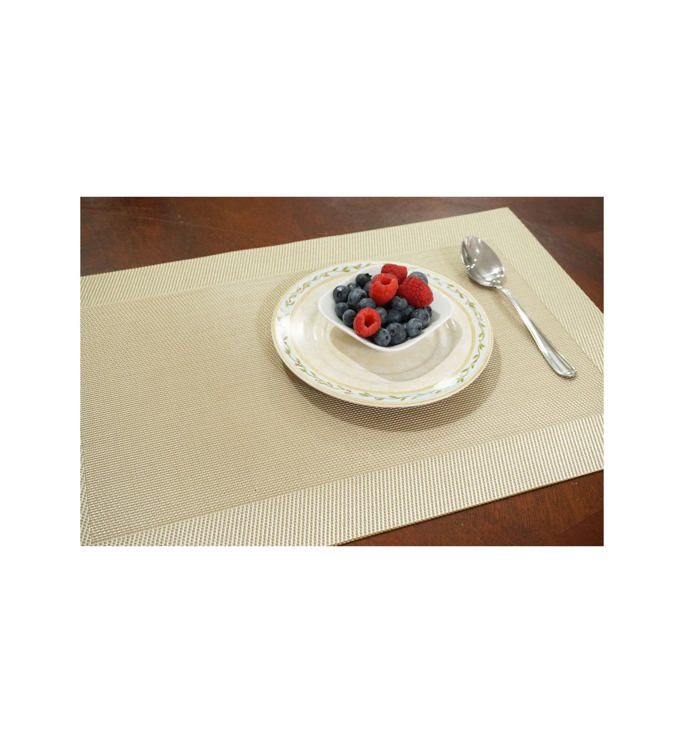 Napa Woven Textilene Crossweave With Solid Geometric Pattern Reversible 12" x 18" Rectangular Placemat Set of 4