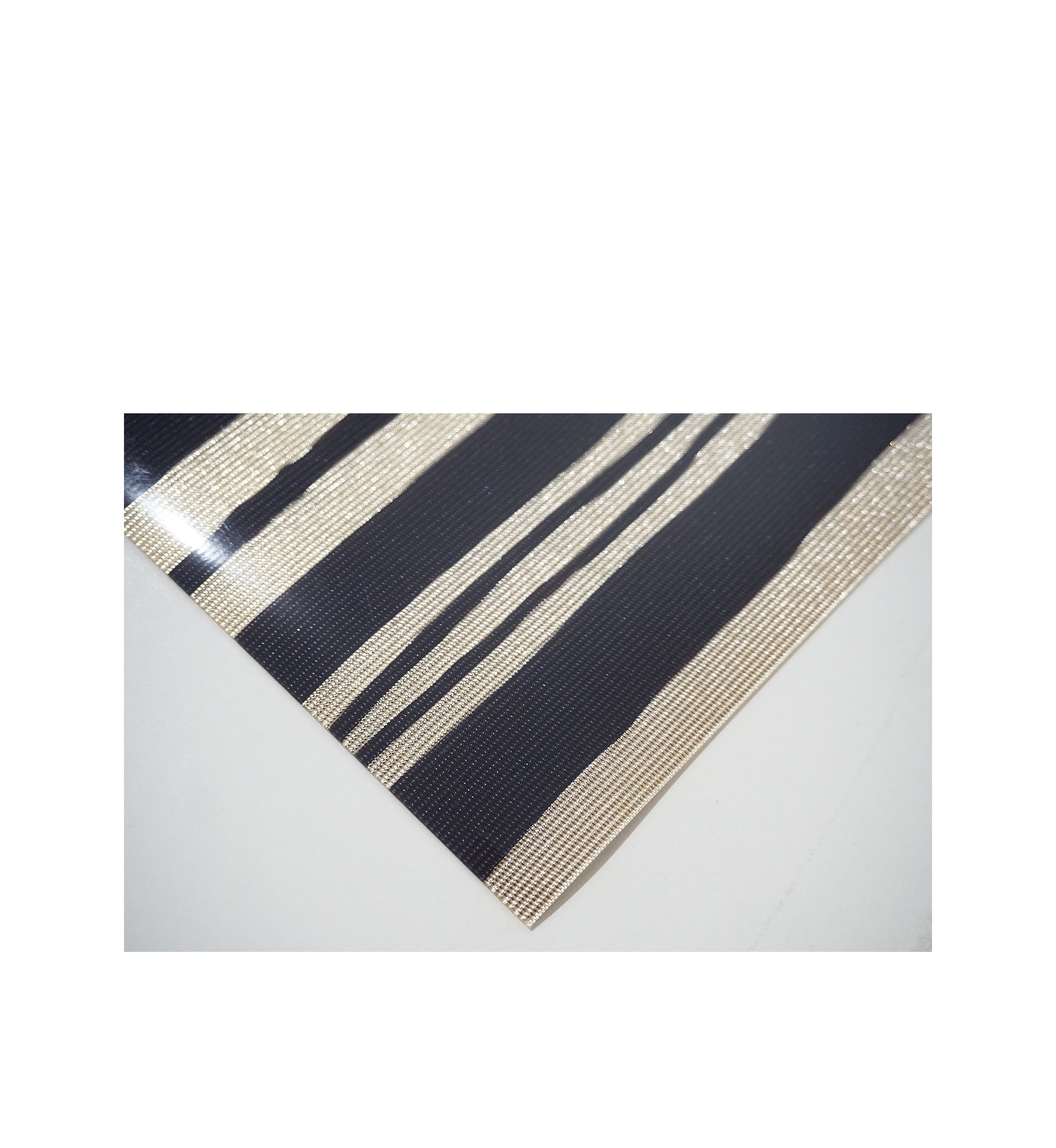 Jagged Reversible Metallic Printed Set of 4 Placemats