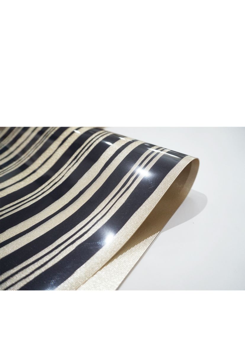 Jagged Reversible Metallic Printed Set of 4 Placemats