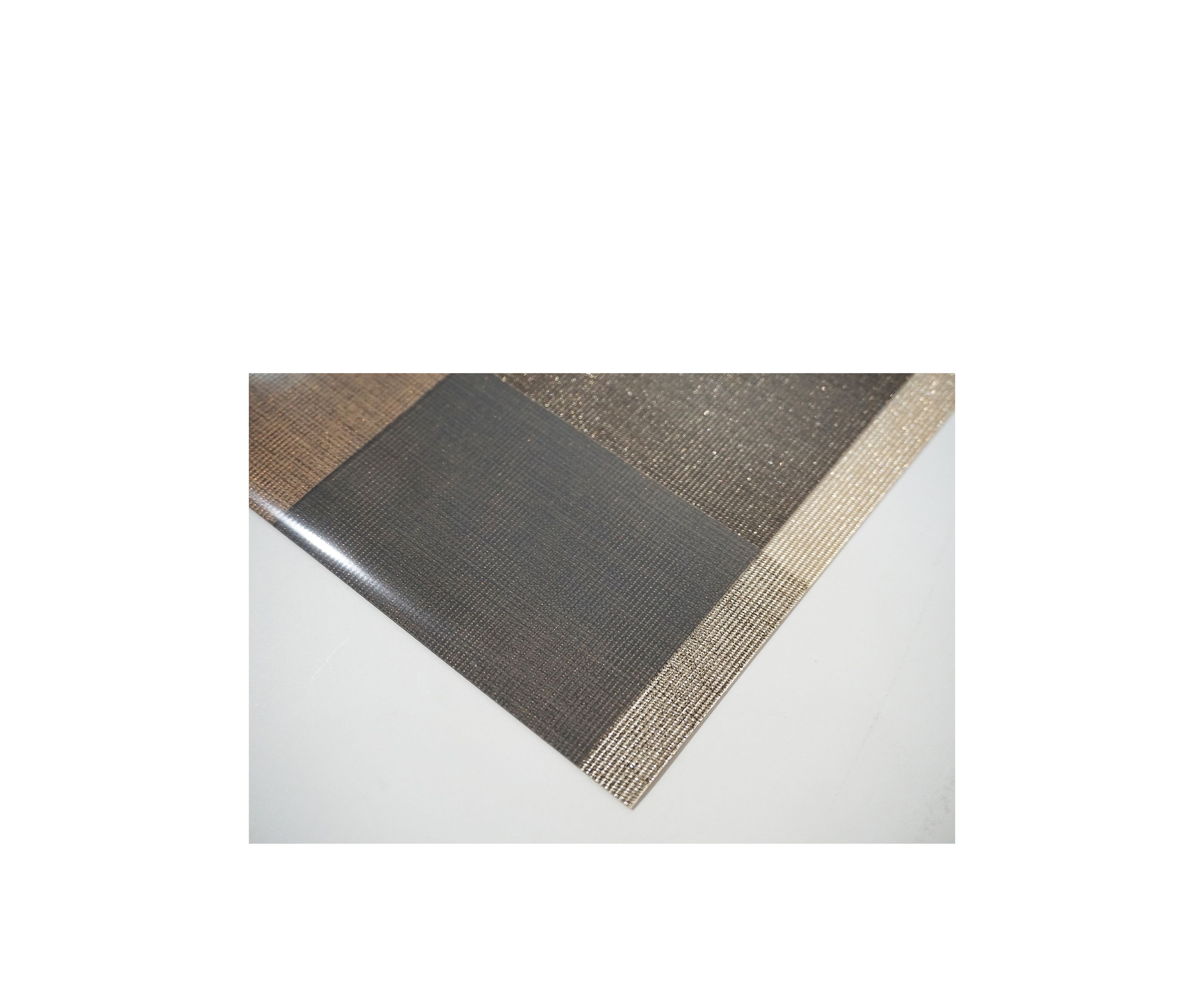 Plaid Reversible Metallic Printed Set of 4 Placemats