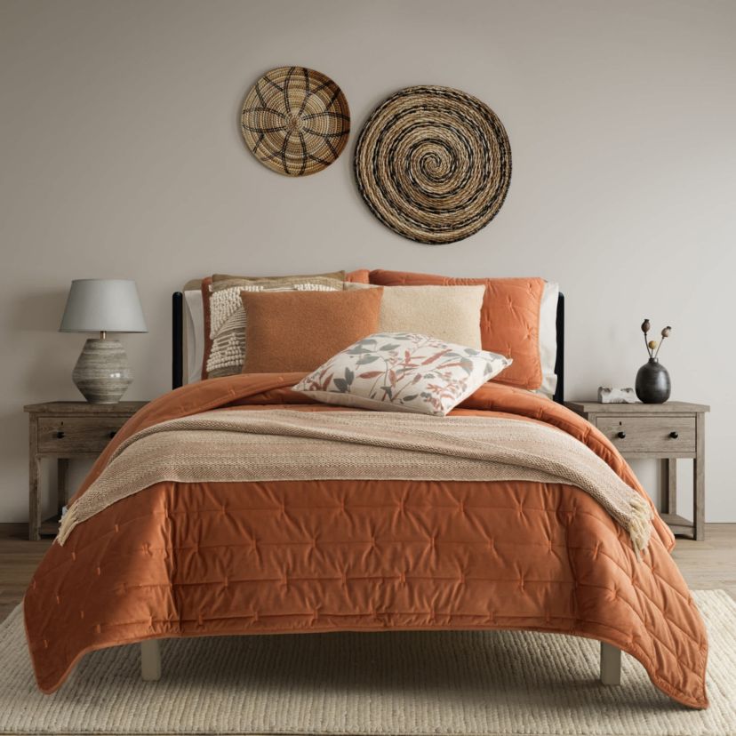 Anella Chevron Stripe Tasseled Cotton Rich Throw