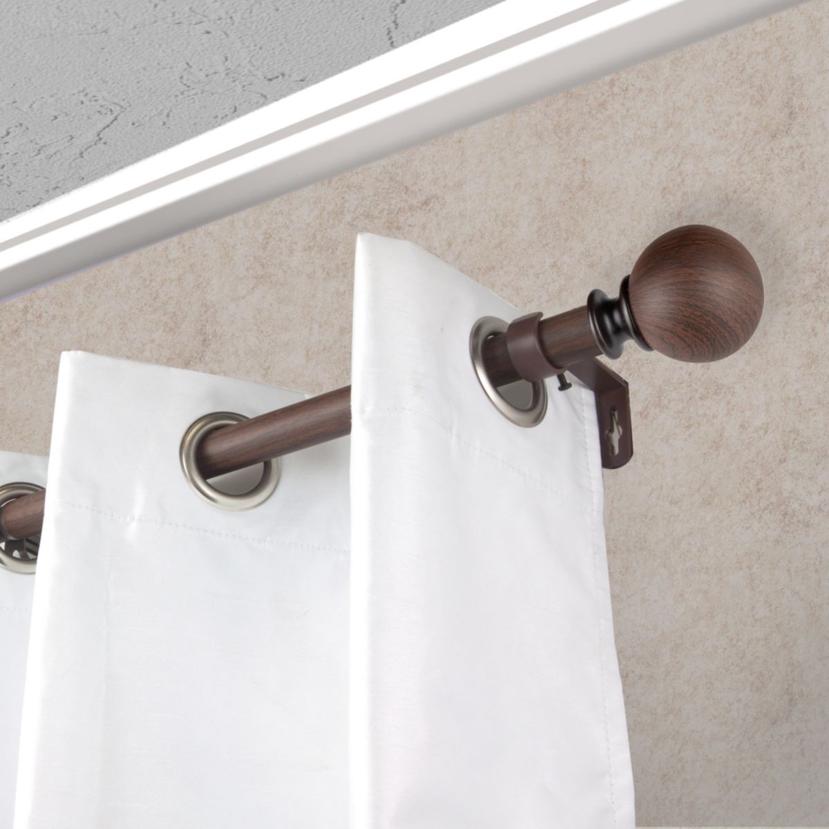 1" Finola Faux Wood Curtain Rod