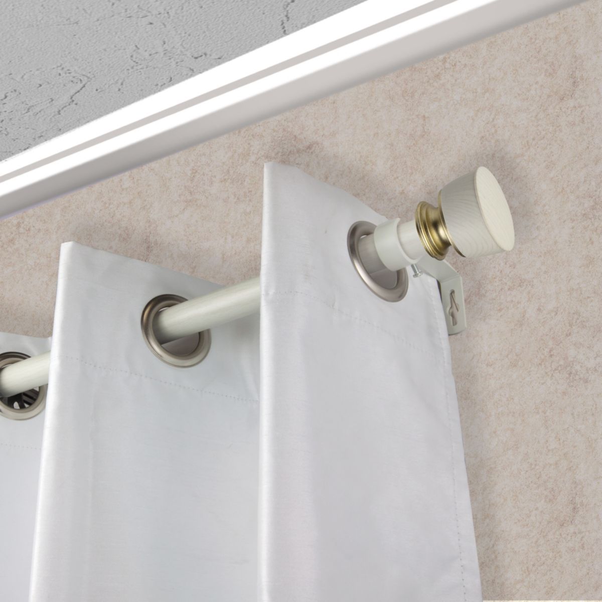 1" Nuno Faux Wood Curtain Rod