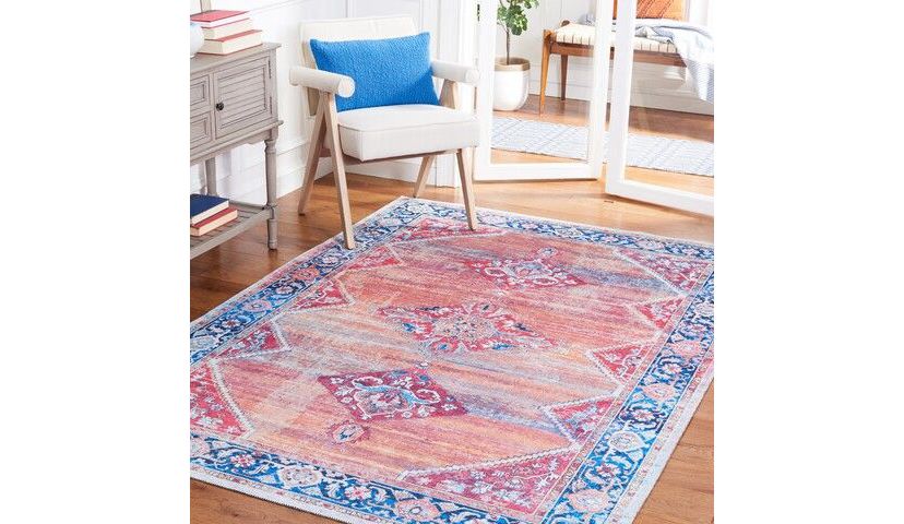 Serapi 376 Area Rug Collection