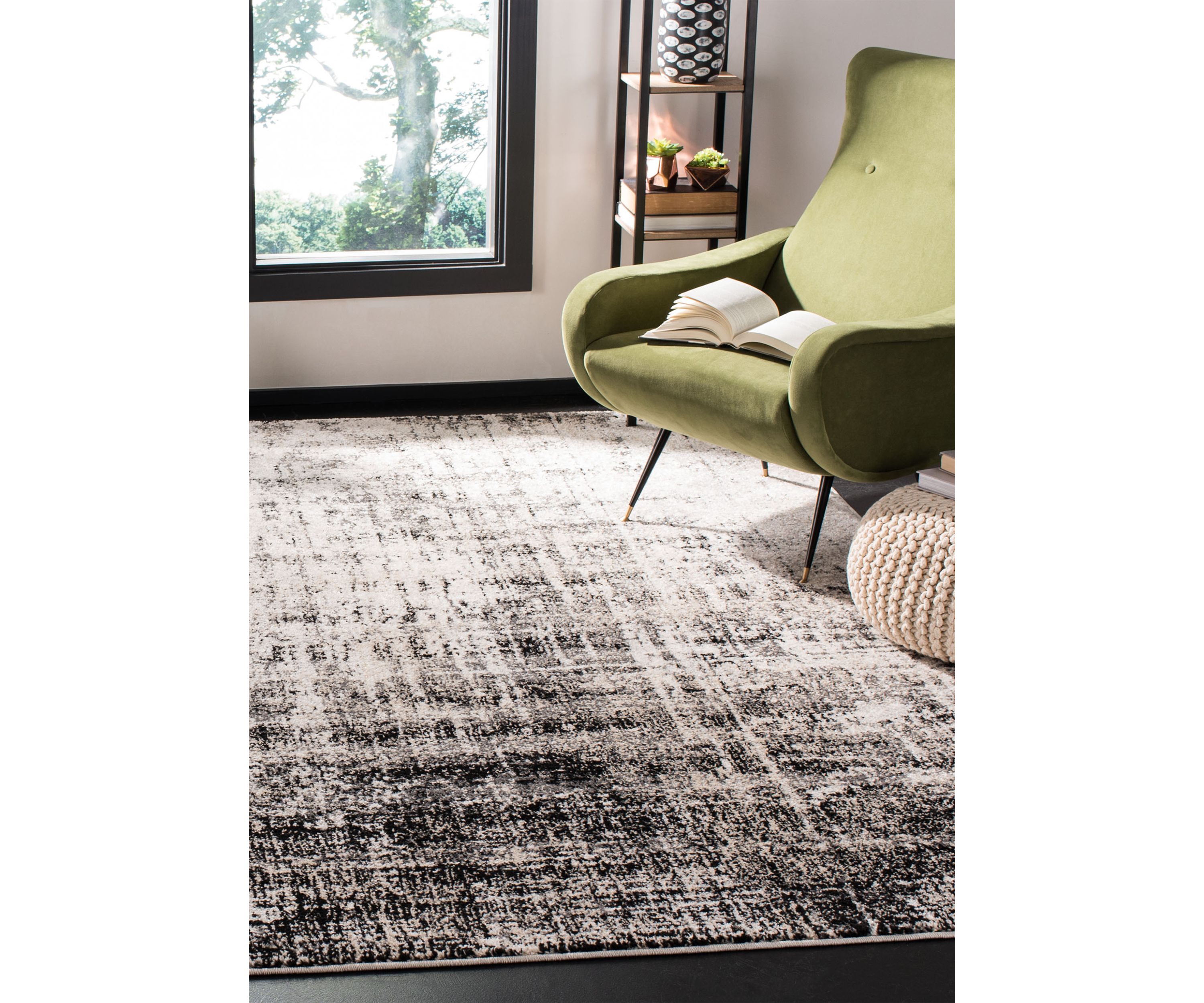Adirondack 2 ft 6 in x 10 ft Area Rug