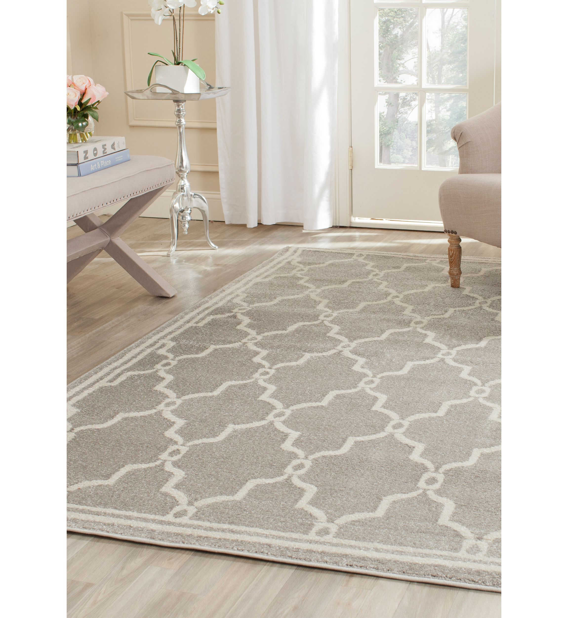 Amherst Quatrefoil Area Rug Collection