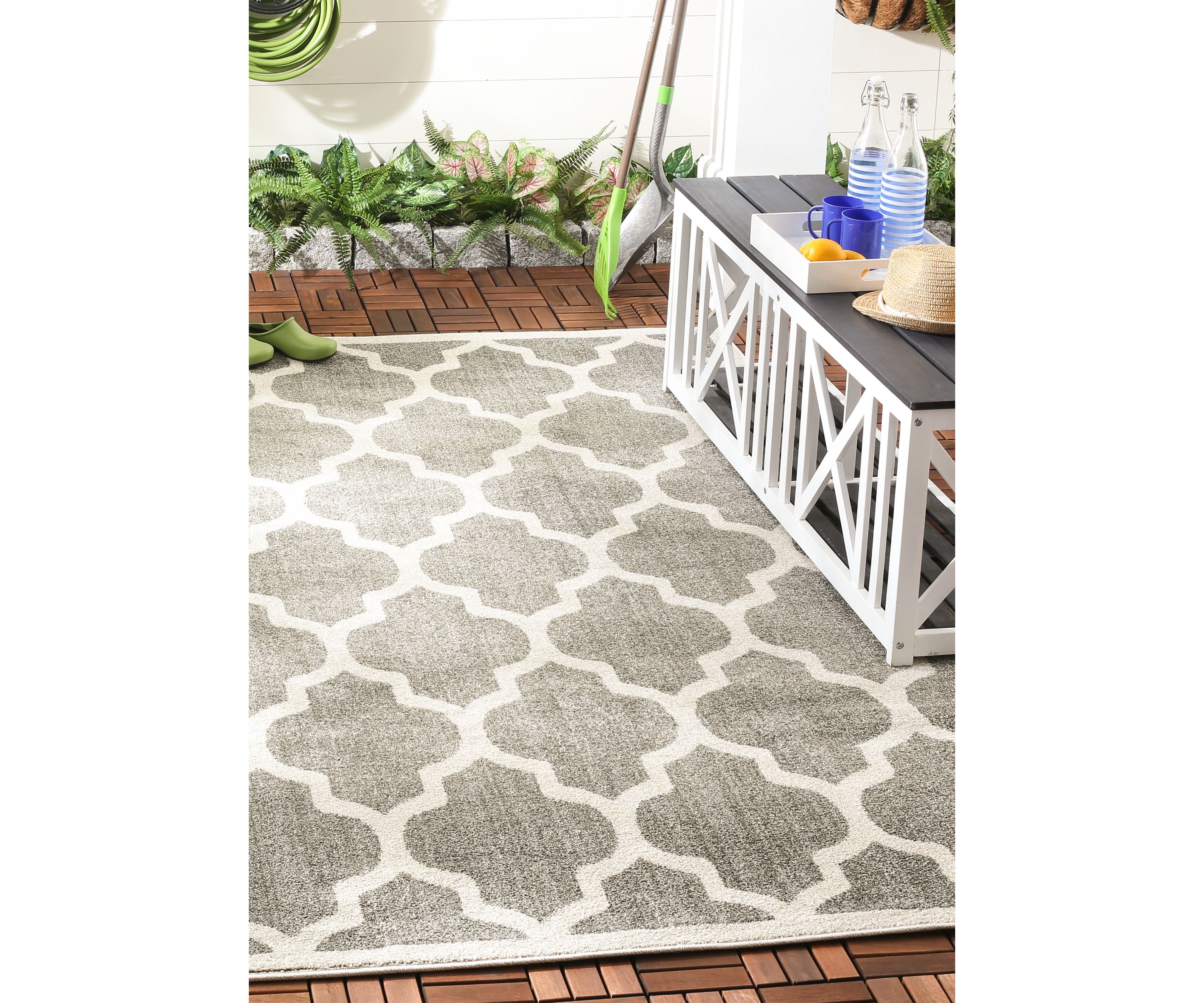 Amherst Casablanca Trellis Moroccan Area Rug Collection