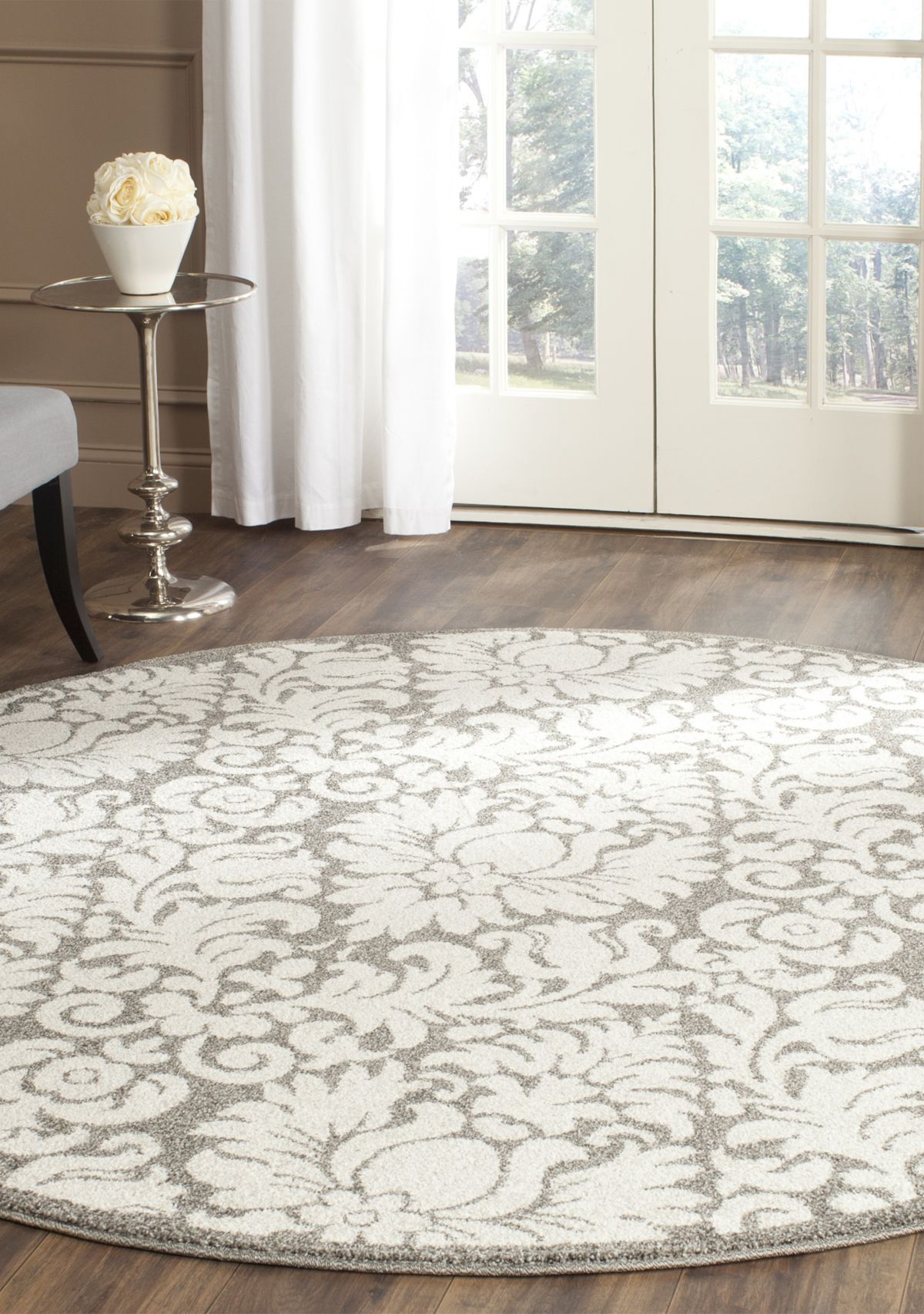 Amherst Symmetrical Flower Area Rug Collection