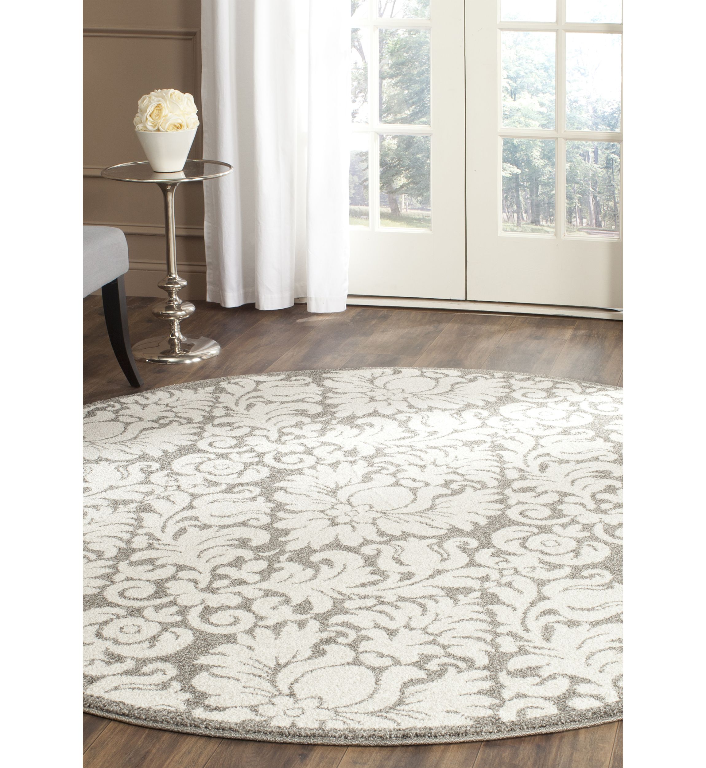 Amherst Symmetrical Flower Area Rug Collection